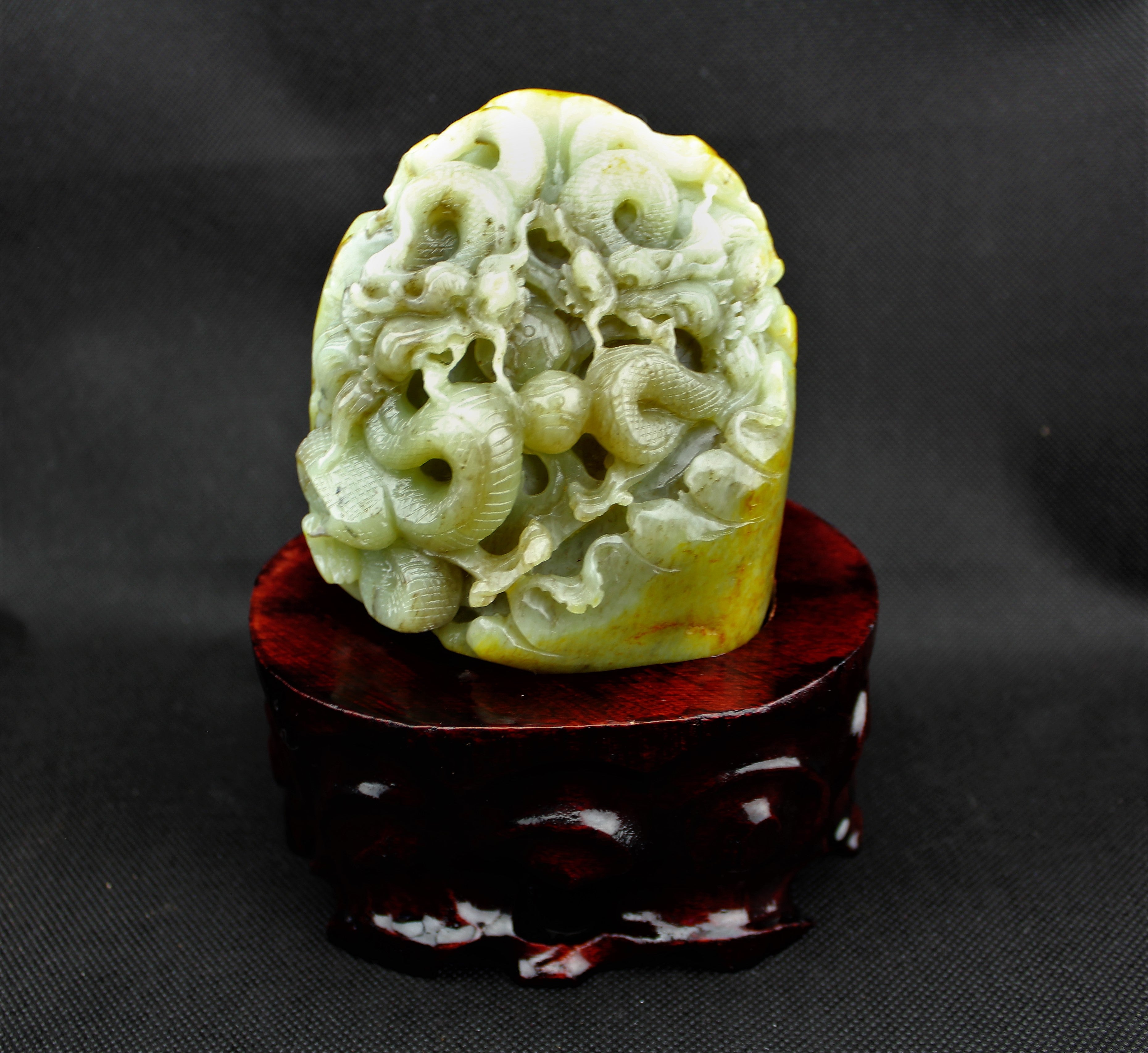 Double Dragon Jade Sculpture