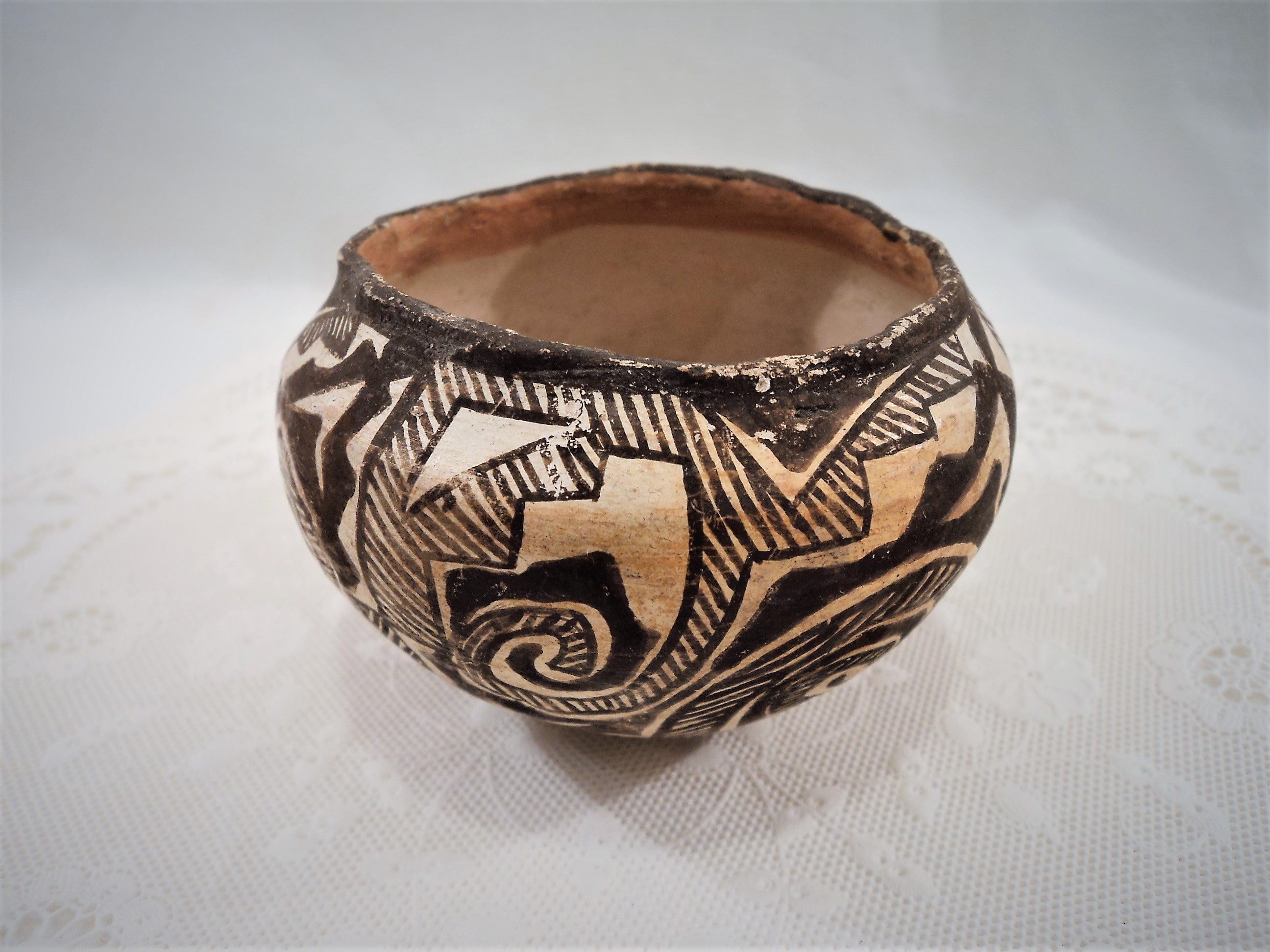 1880s Zuni Mini Pottery Bowl