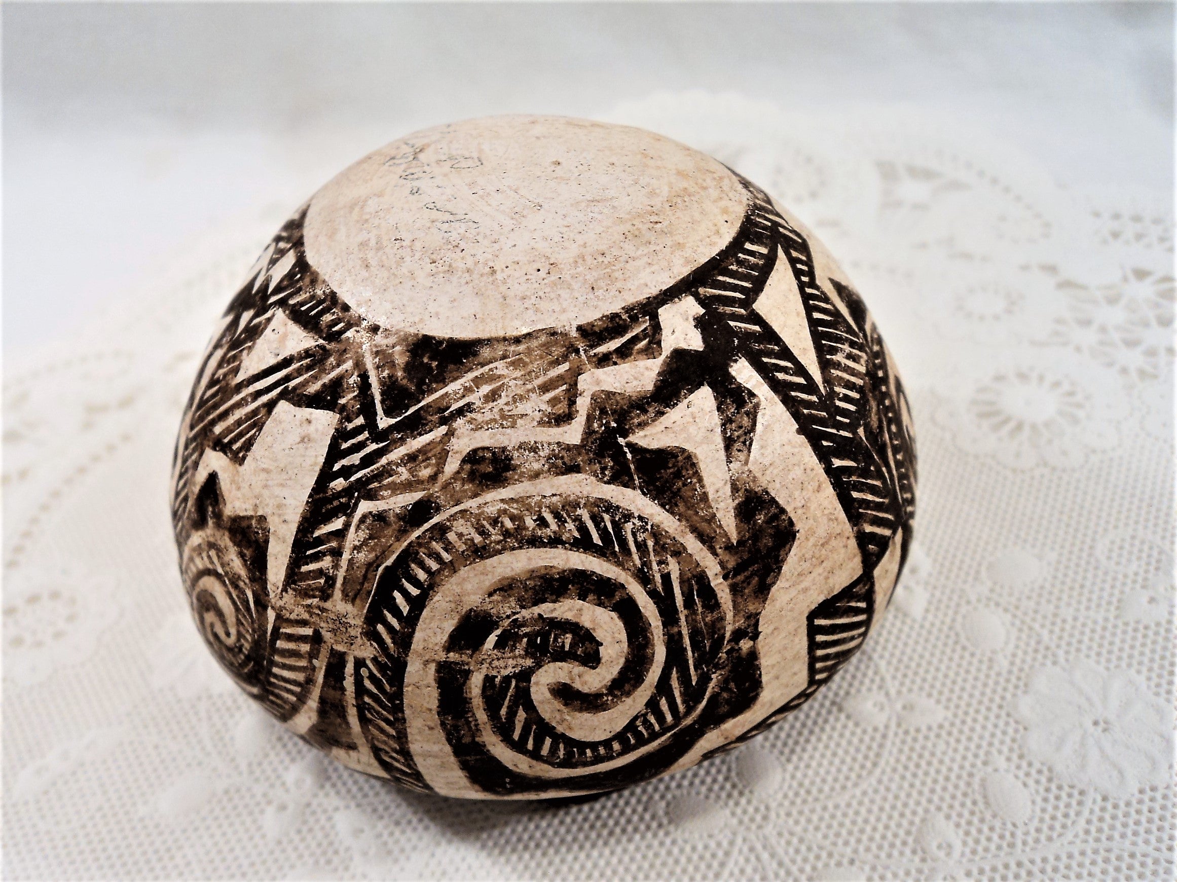 1880s Zuni Mini Pottery Bowl