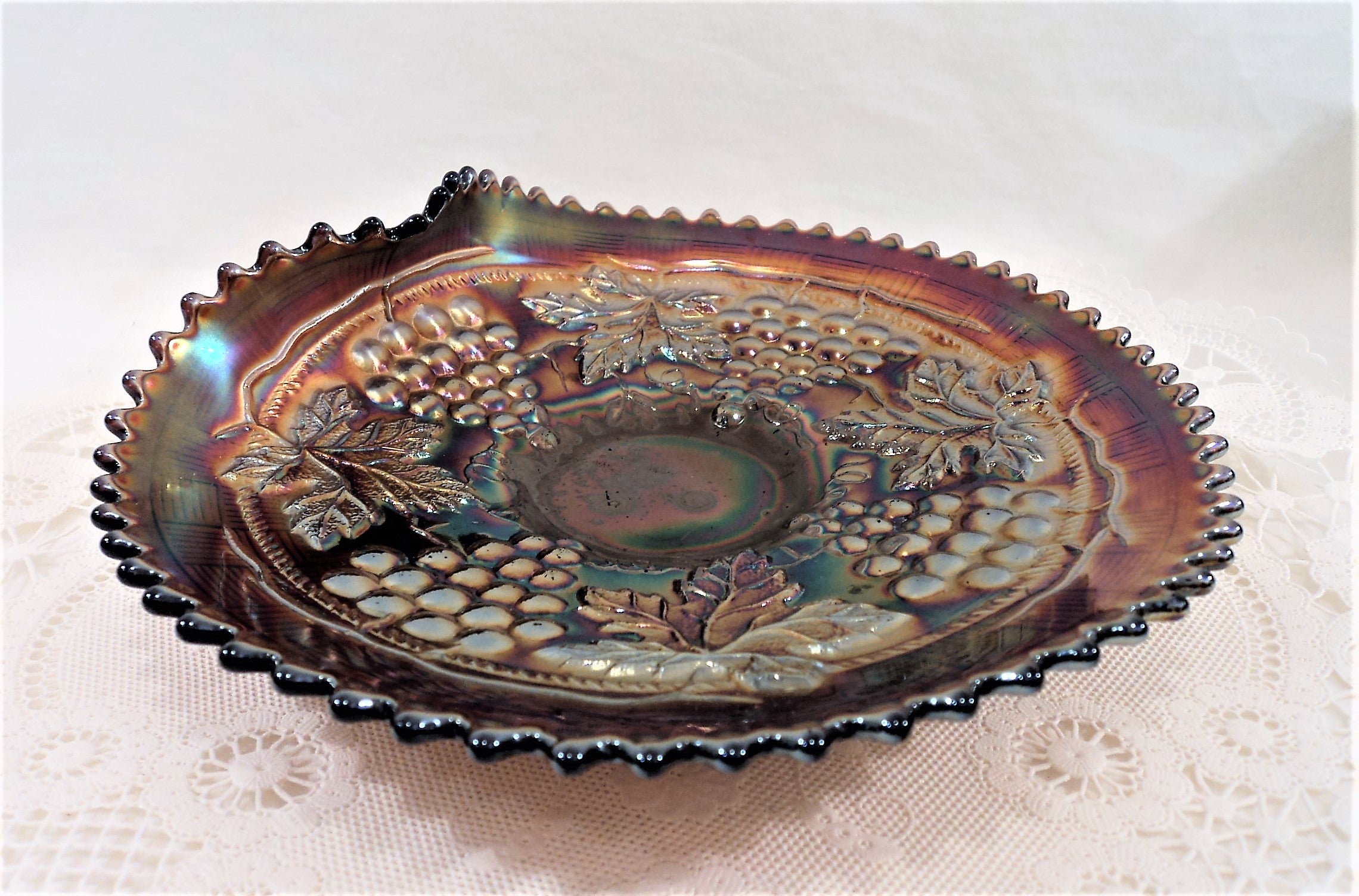 Northwood Cable & Grape Carnival Glass Plate with Handgrip