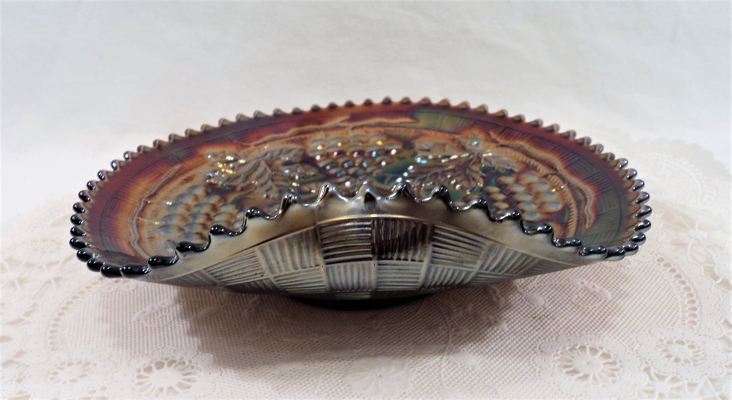 Northwood Cable & Grape Carnival Glass Plate with Handgrip