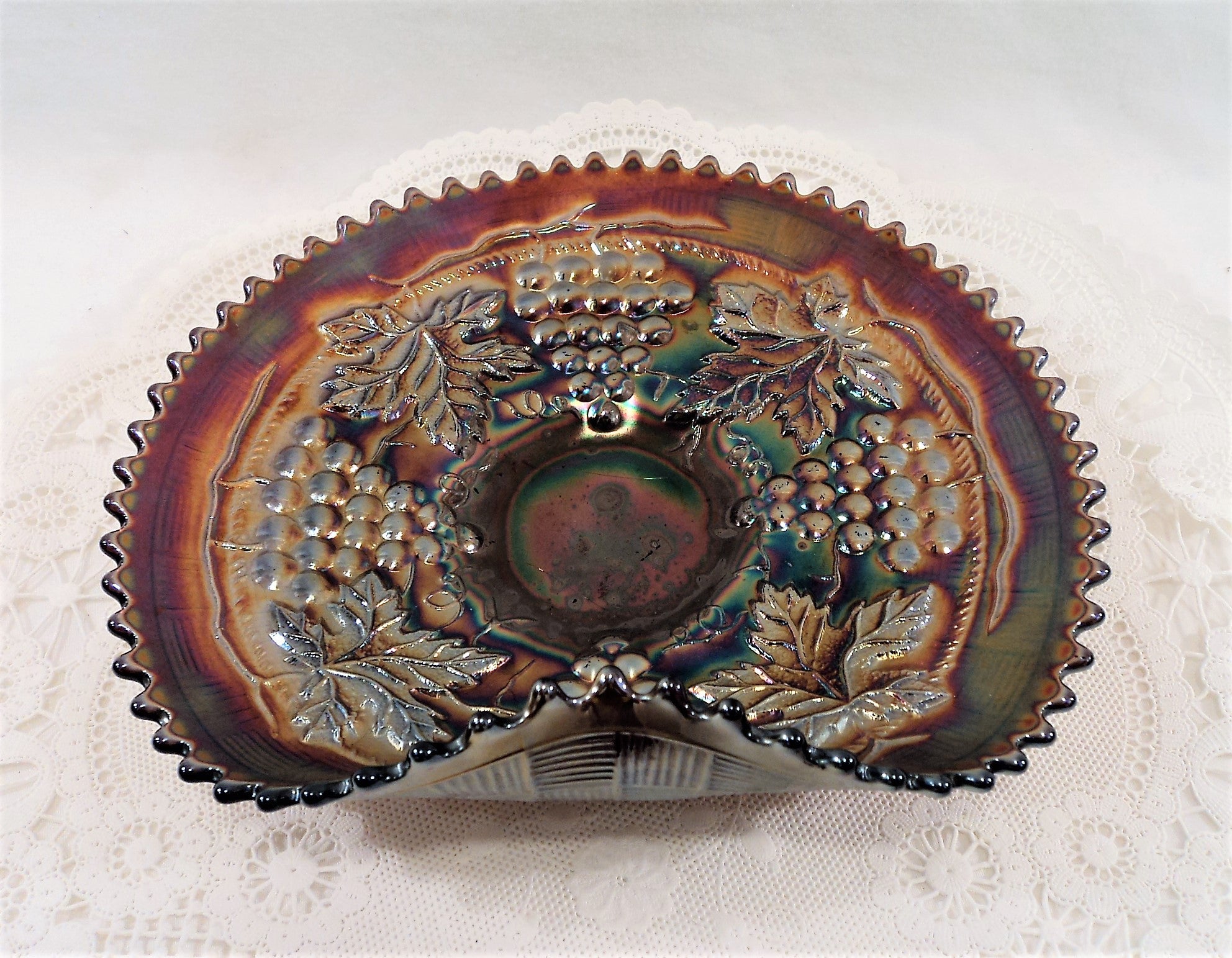 Northwood Cable & Grape Carnival Glass Plate with Handgrip