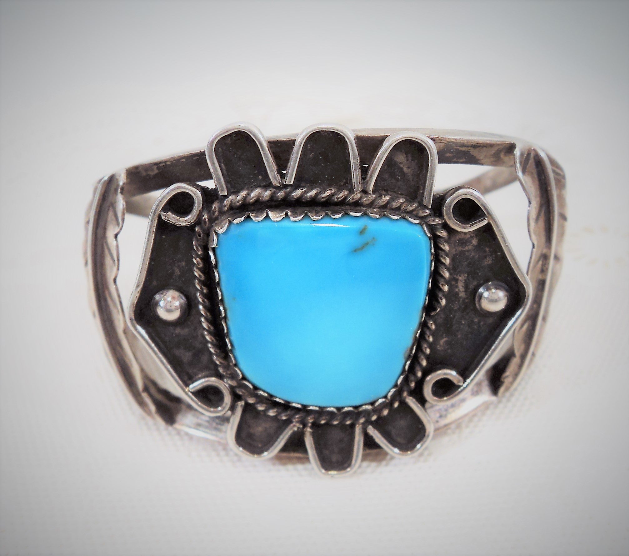 Vinage Native American Turquoise & Silver Cuff Bracelet