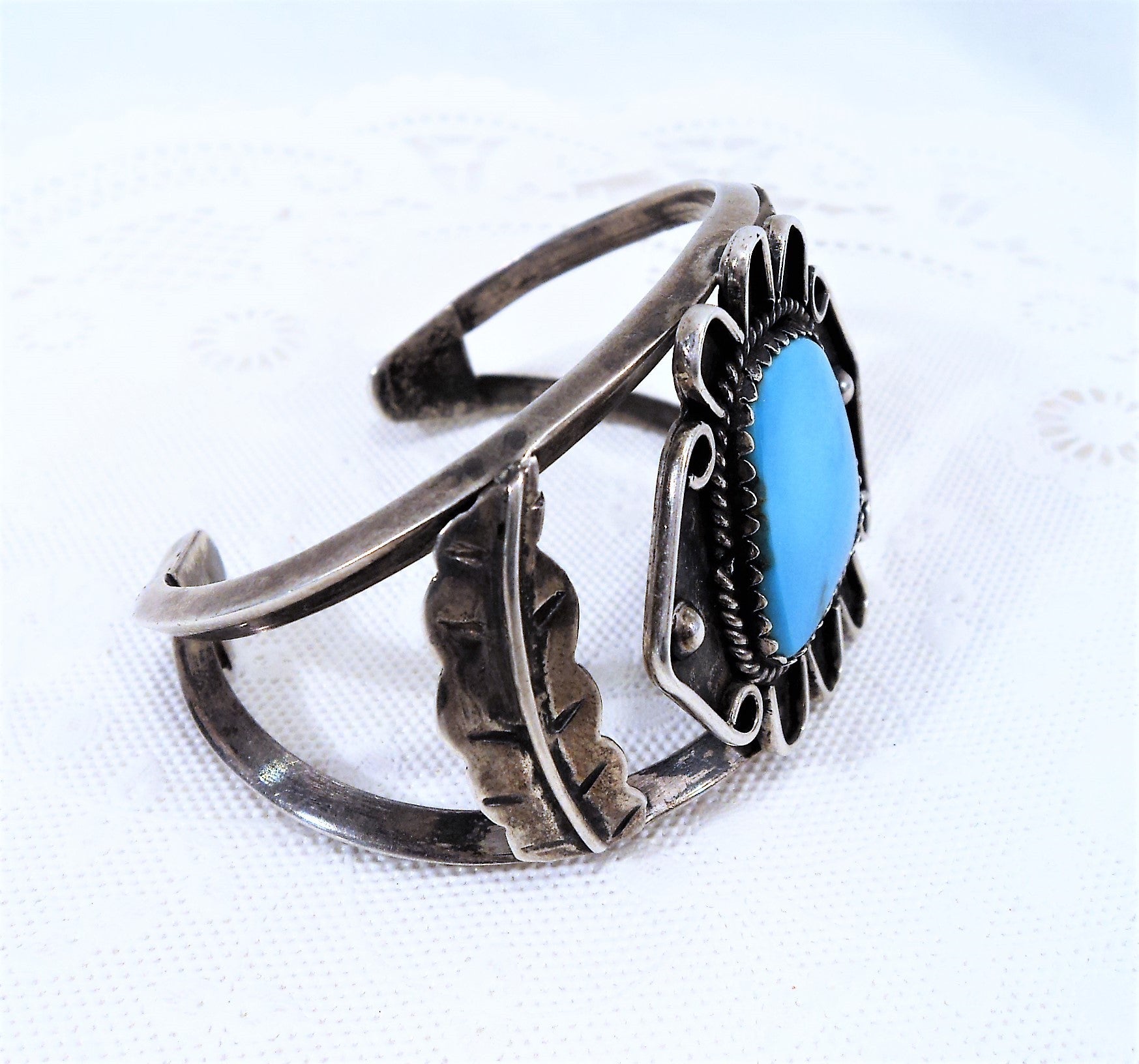 Vinage Native American Turquoise & Silver Cuff Bracelet