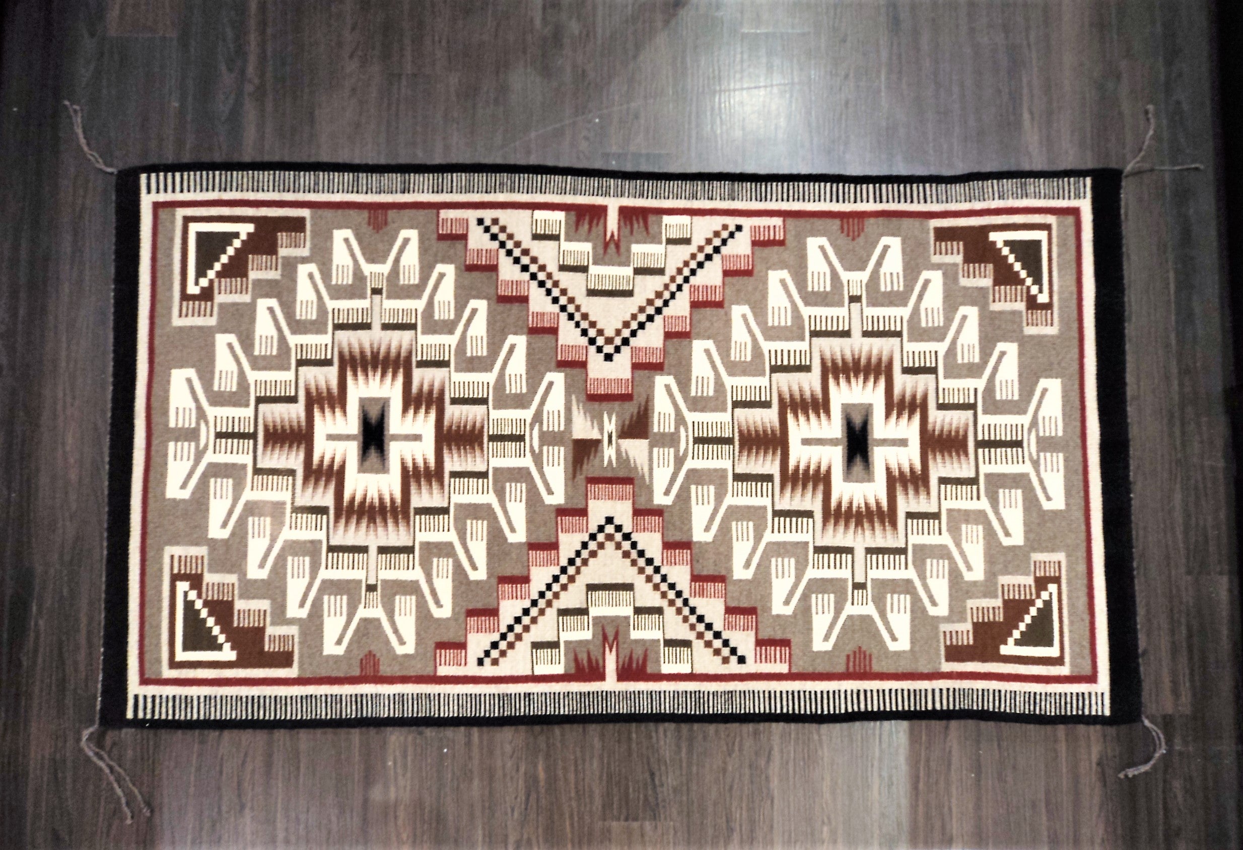 Vintage Navajo Klagetoh Rug