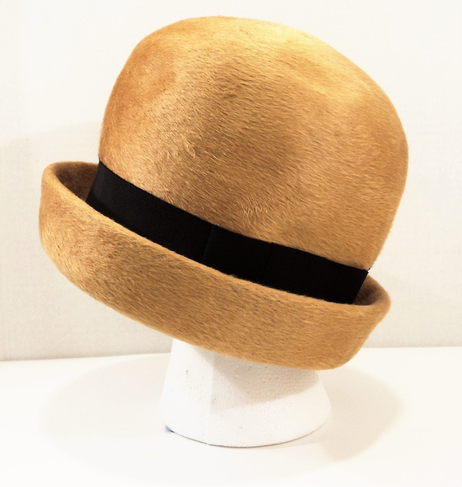 Vintage Leslie James Fur Hat