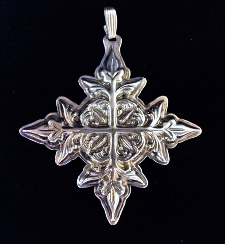 Reed & Barton Sterling Silver 1982 Christmas Cross Ornament