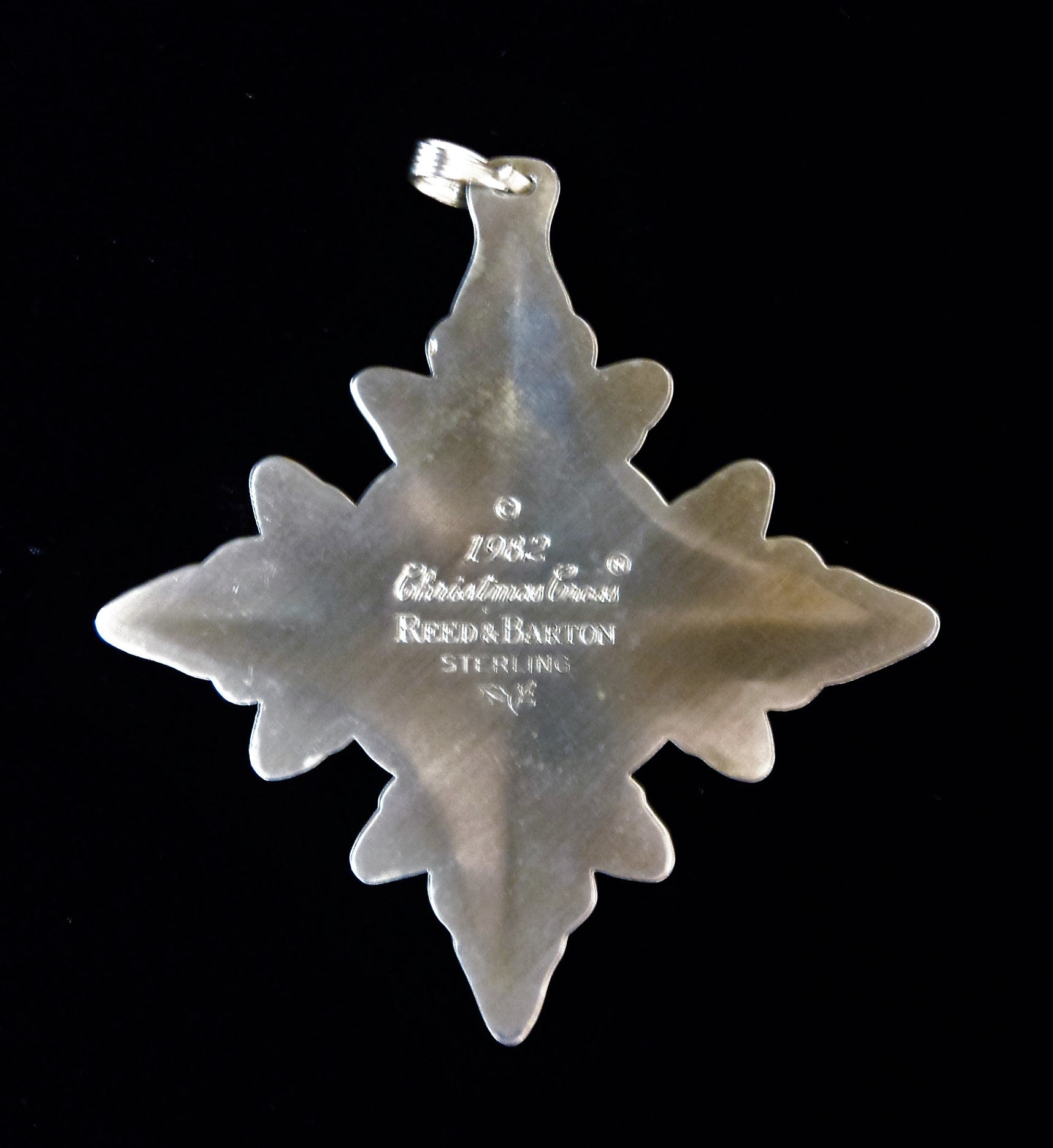 Reed & Barton Sterling Silver 1982 Christmas Cross Ornament