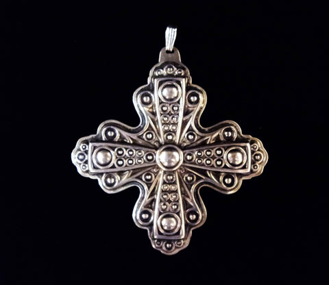Reed & Barton1972 Sterling Silver Christmas Cross Ornament