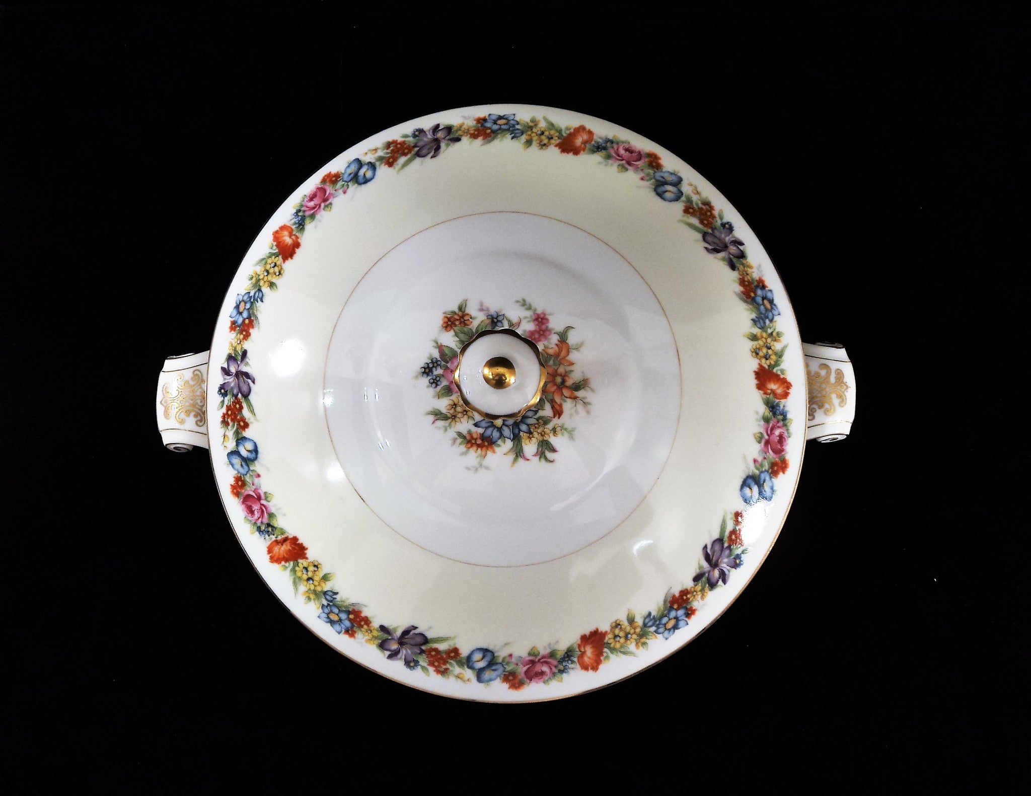 Narumi Porcelain Occupied Japan Covered Tureen