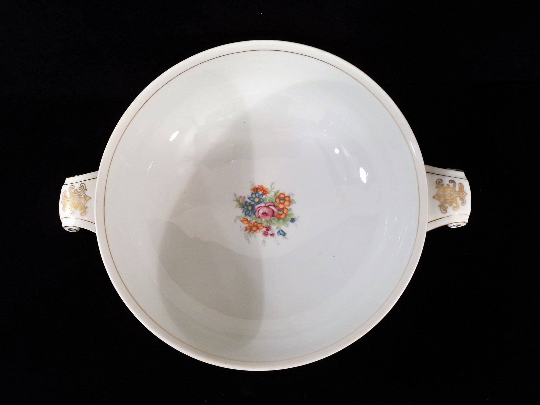 Narumi Porcelain Occupied Japan Covered Tureen