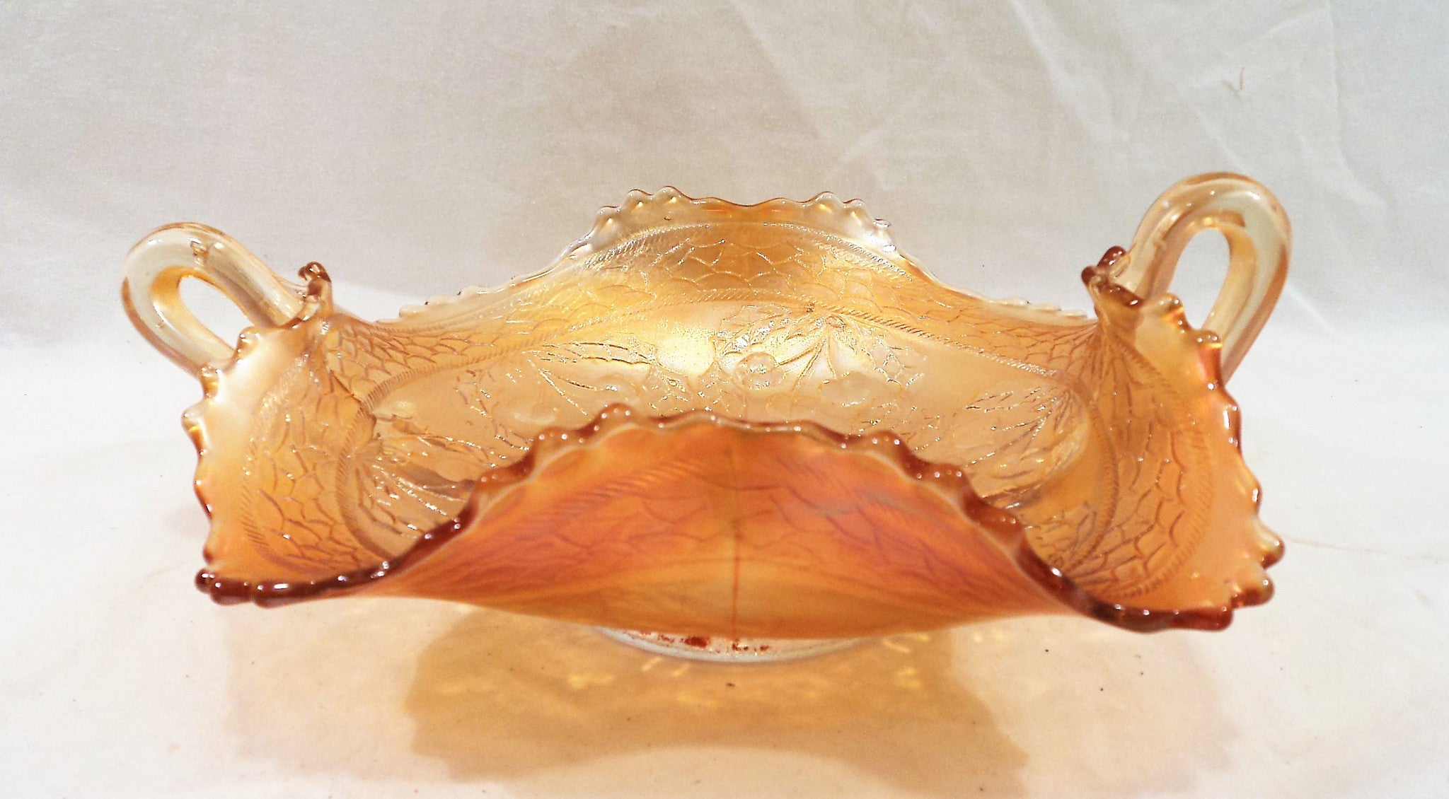 1921 Fenton Marigold Cherry Circles Bonbon Dish