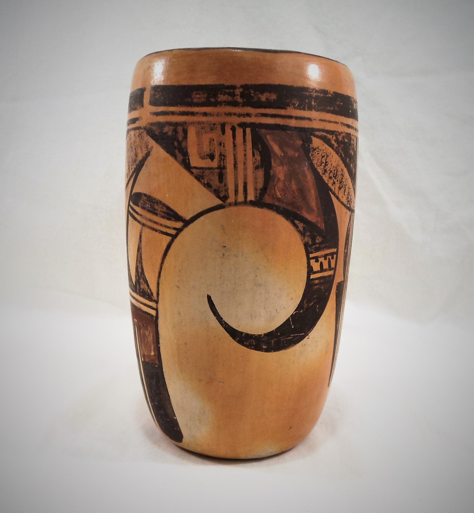 Nellie Nampeyo Cylindrical Vase Pottery 1920s