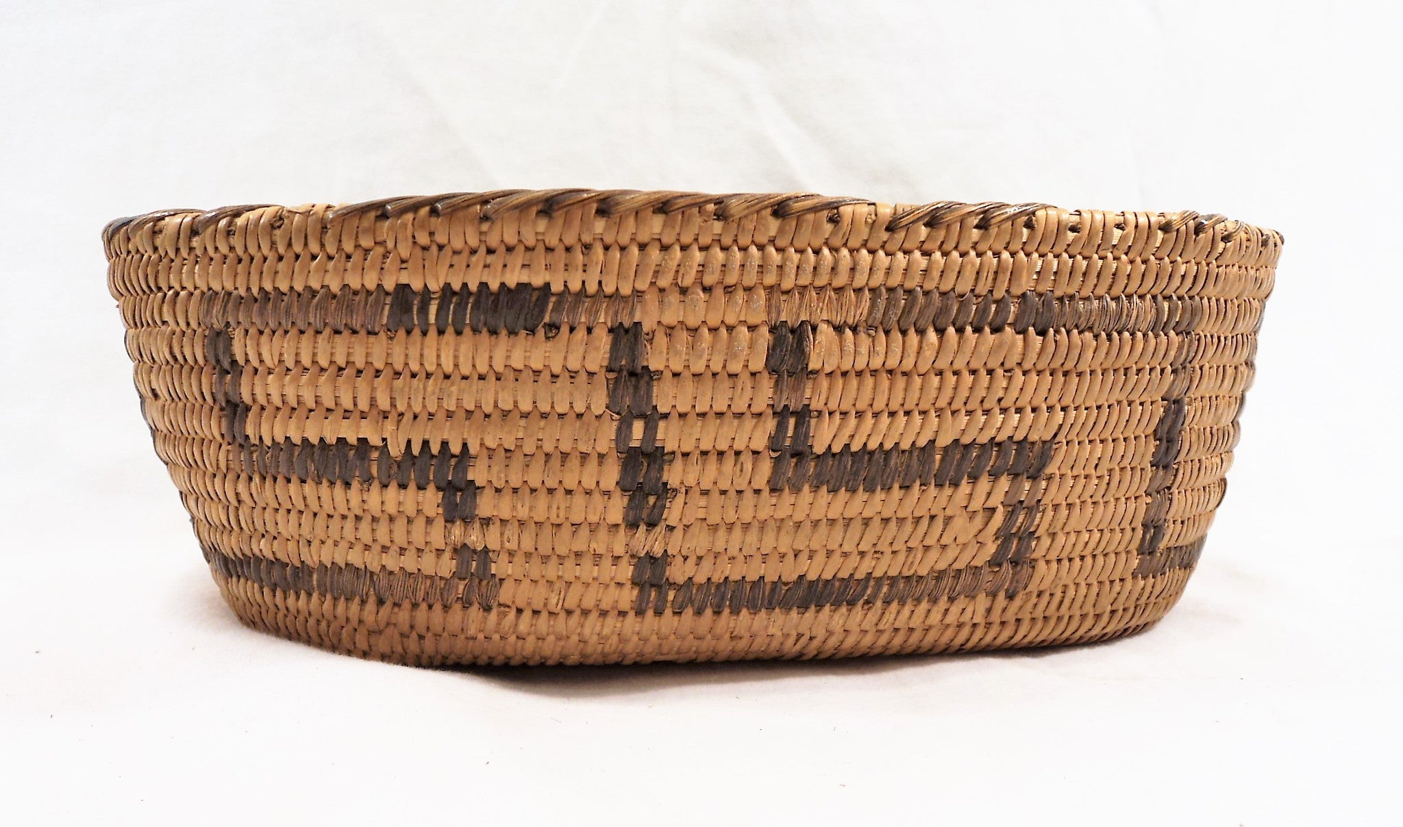 1890s Hand-woven Pima Oval Basket
