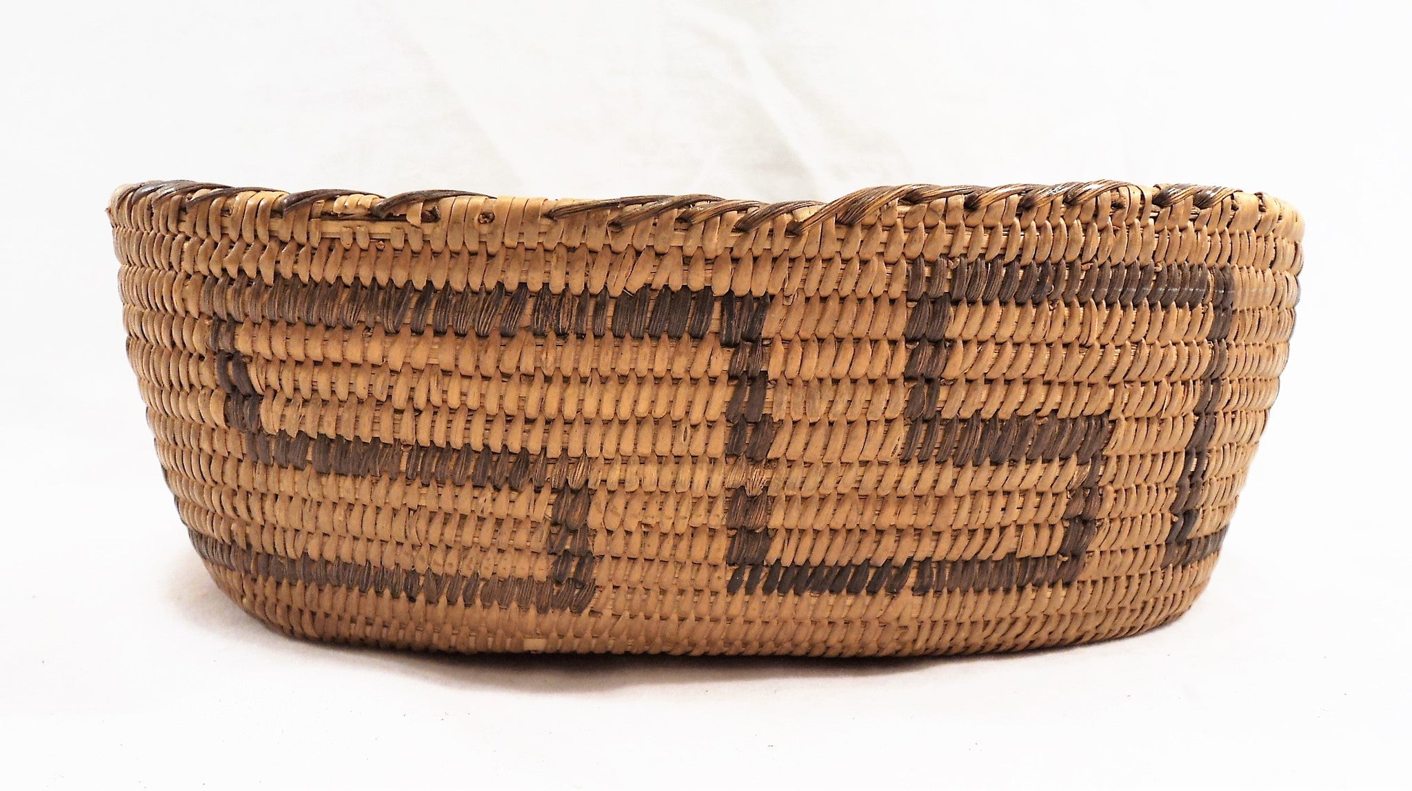 1890s Hand-woven Pima Oval Basket