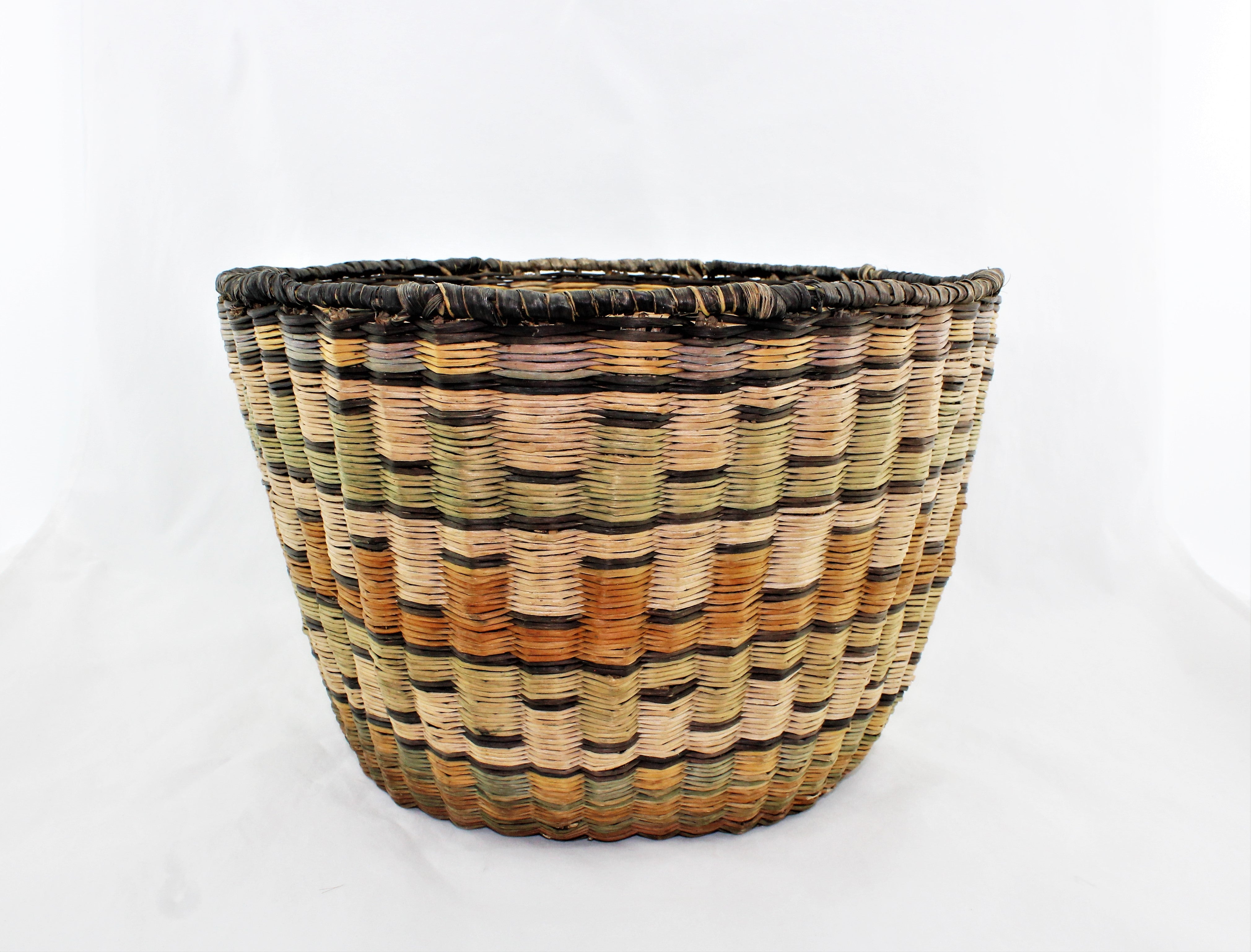 1930s-40s Hopi Wicker Peach Basket