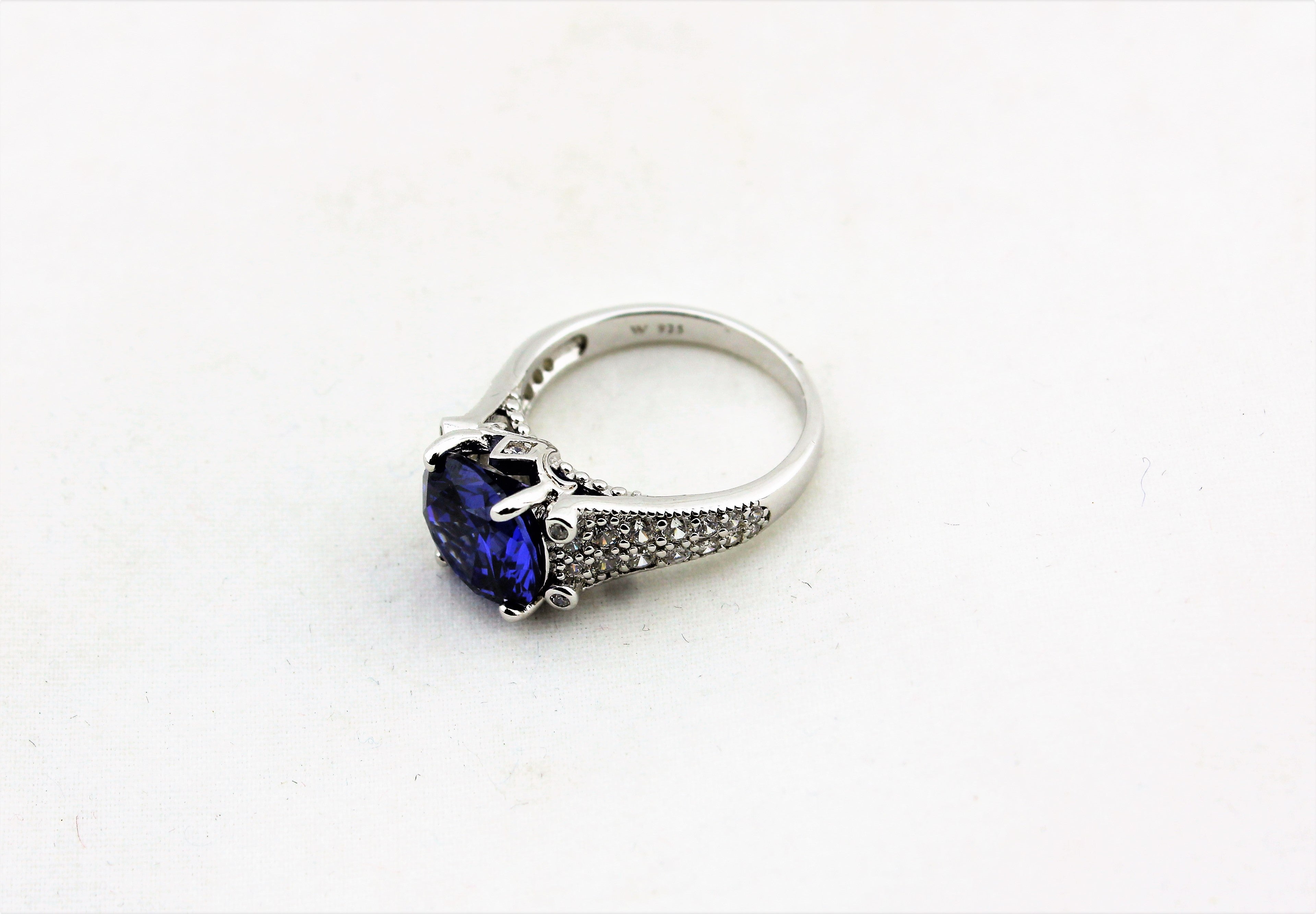 Sterling Silver Tanzanite Solitaire Ring