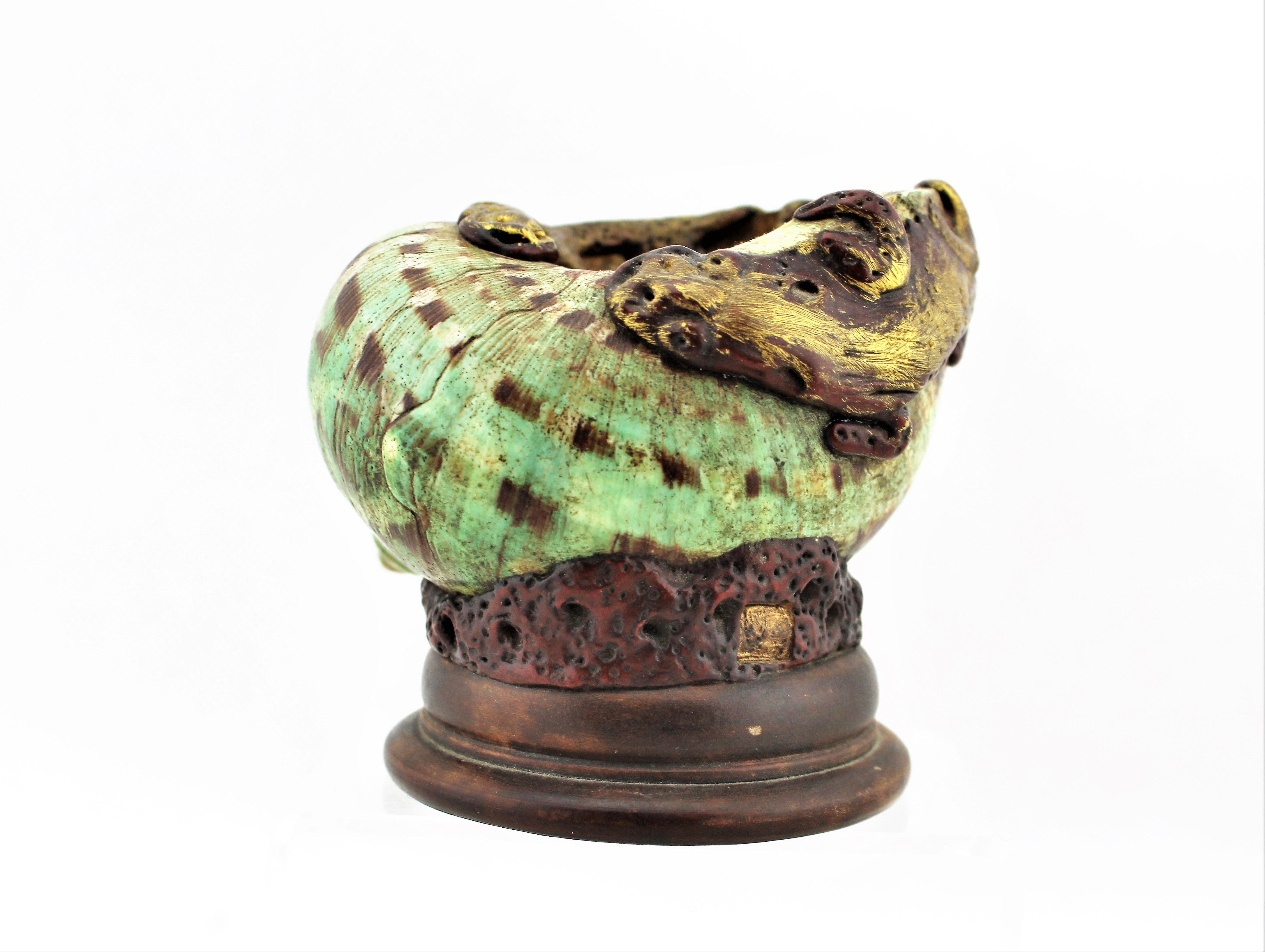 Small Conch Shell Brush Washer