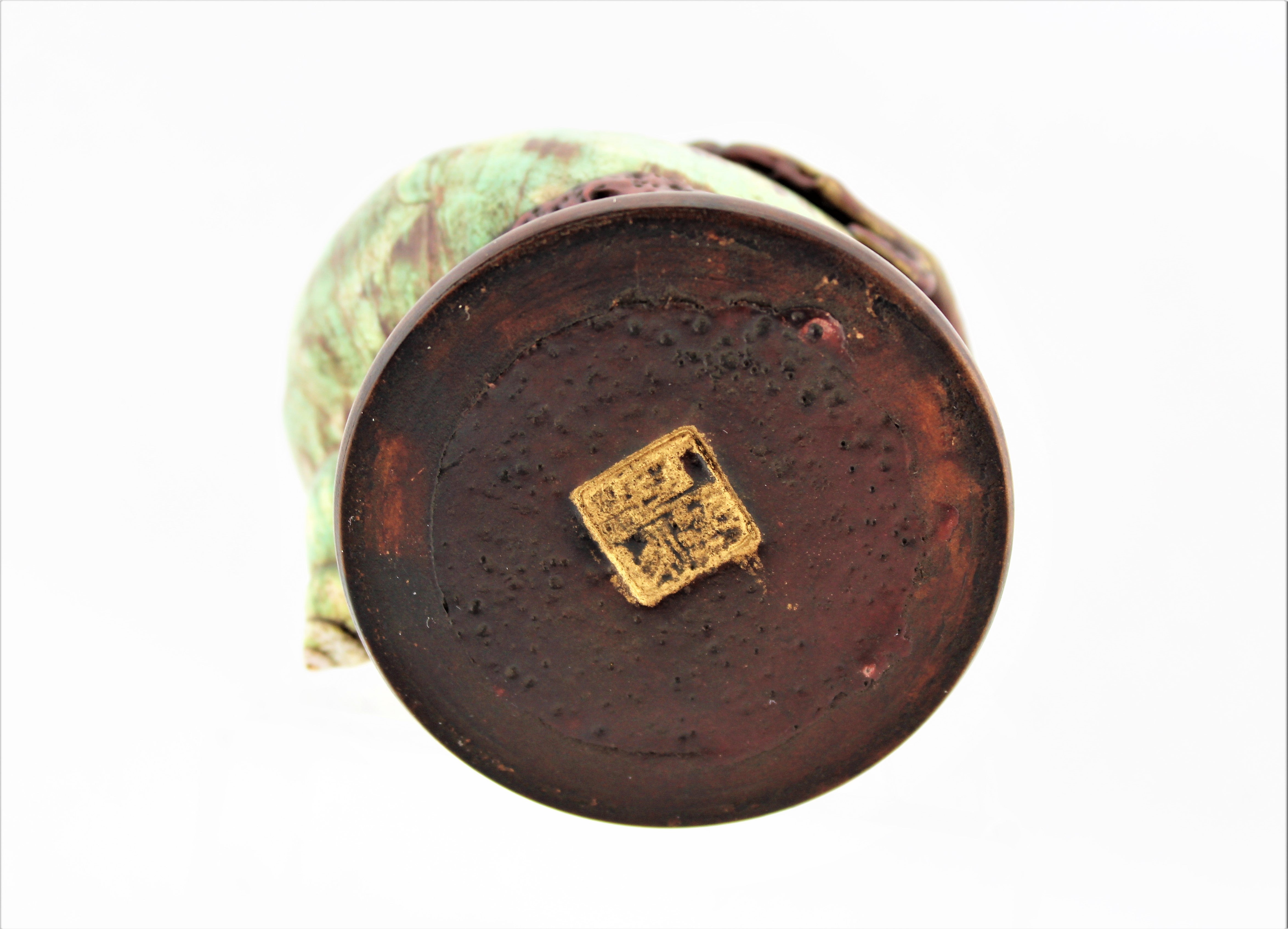 Small Conch Shell Brush Washer