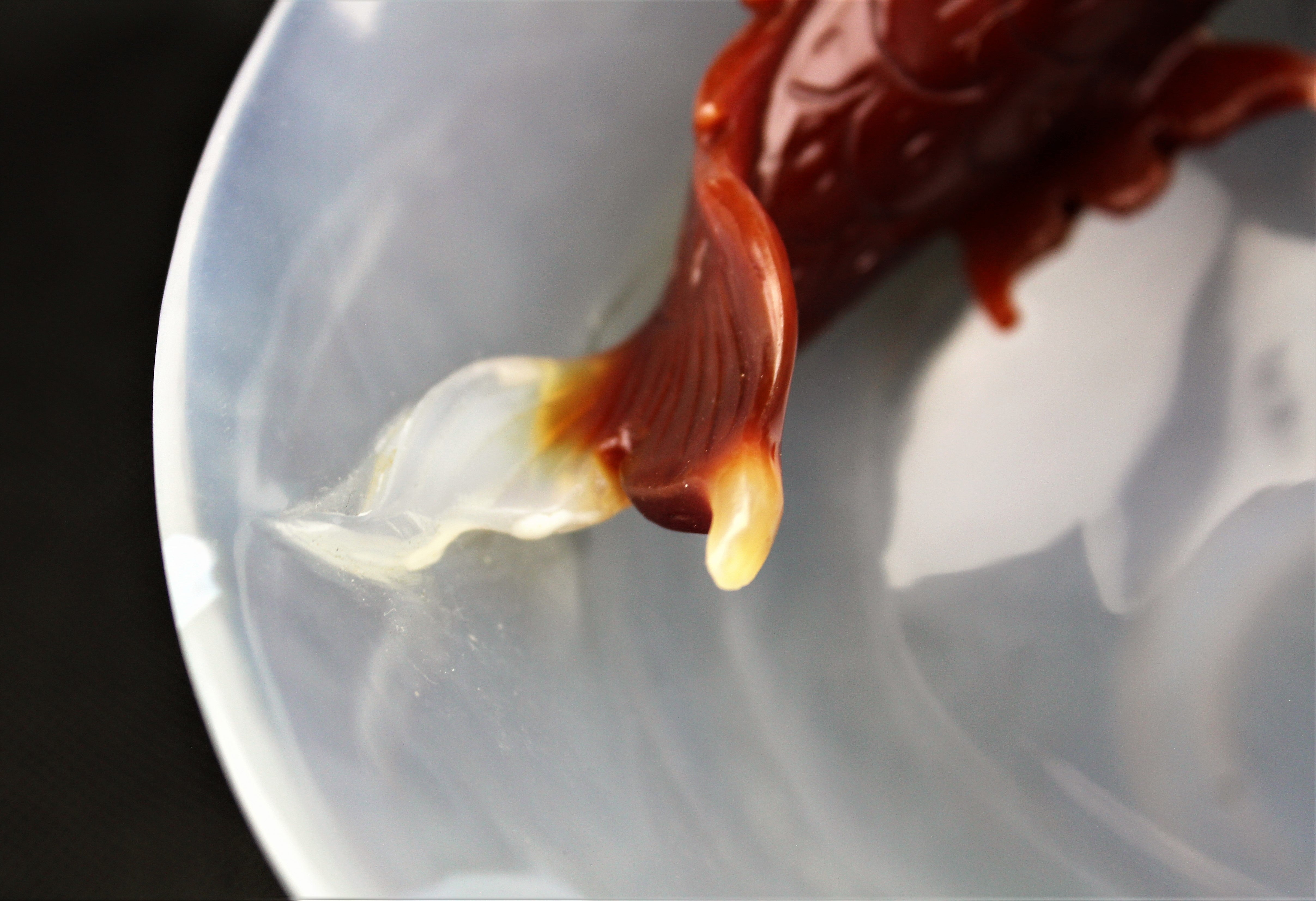 Carved Agate Double Fish Bowl