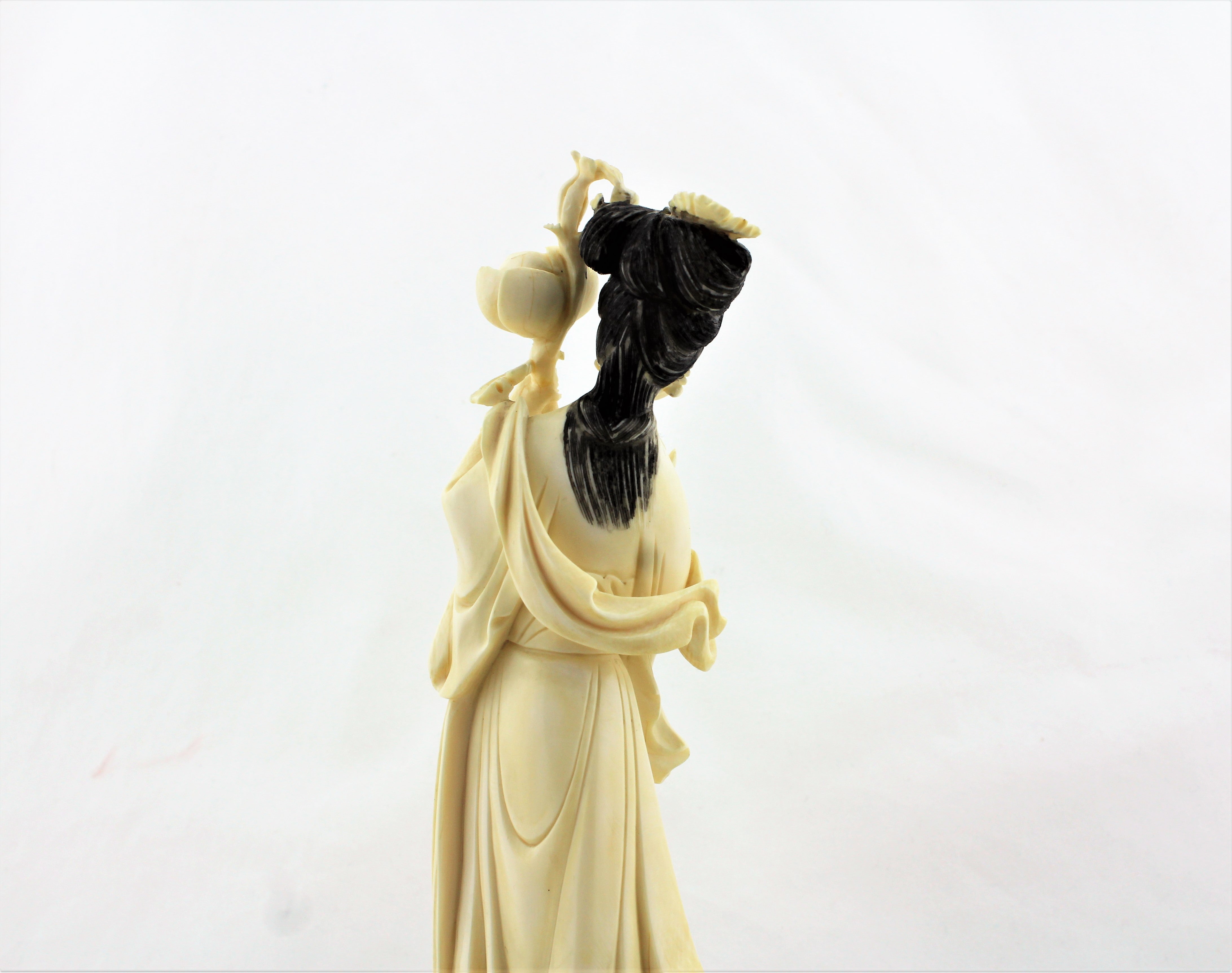 Victorian Era Chinese Court Lady Sculpture