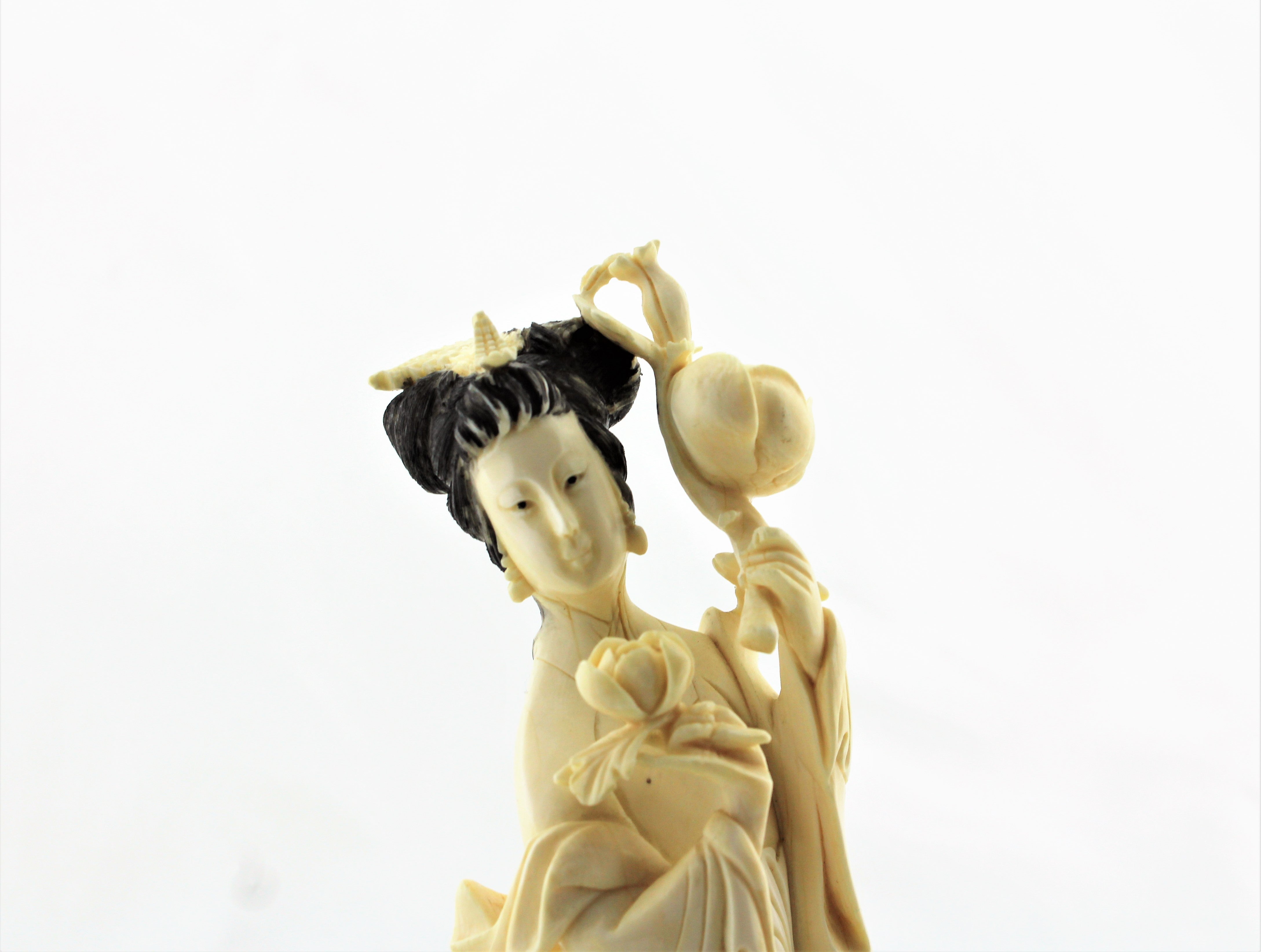 Victorian Era Chinese Court Lady Sculpture