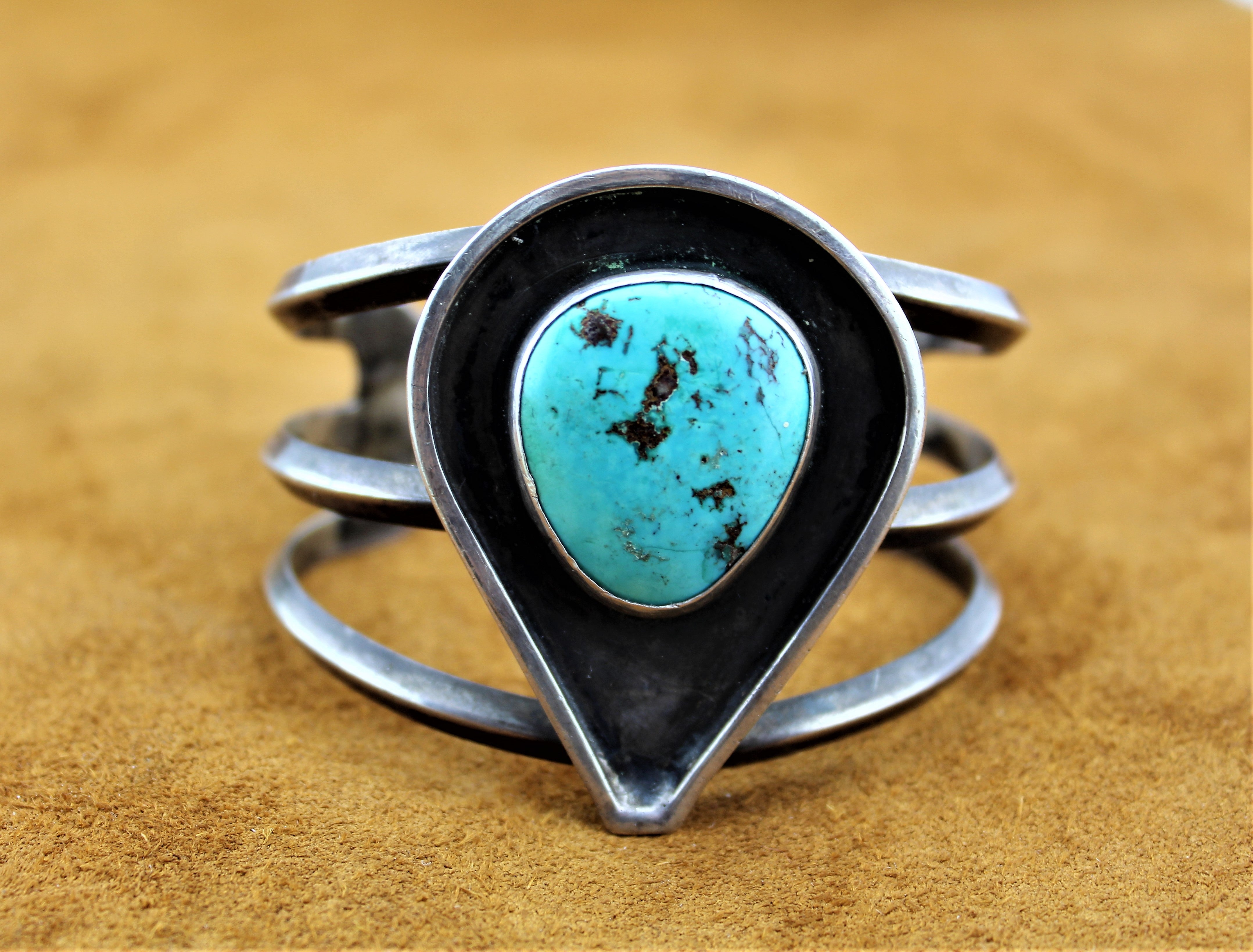 Vintage Sterling Silver Turquoise Bracelet