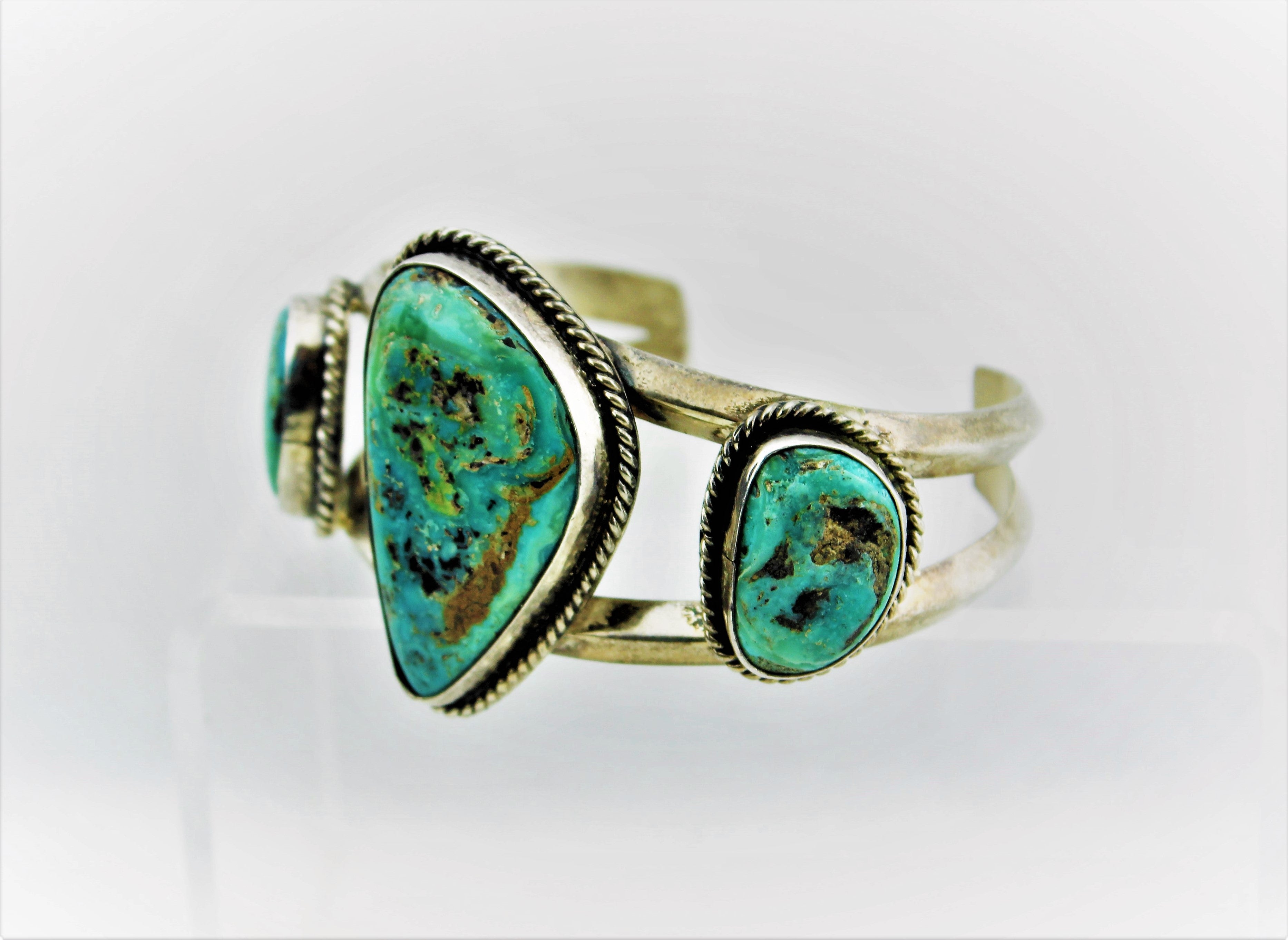 Native American Sterling Silver Turquoise Bracelet