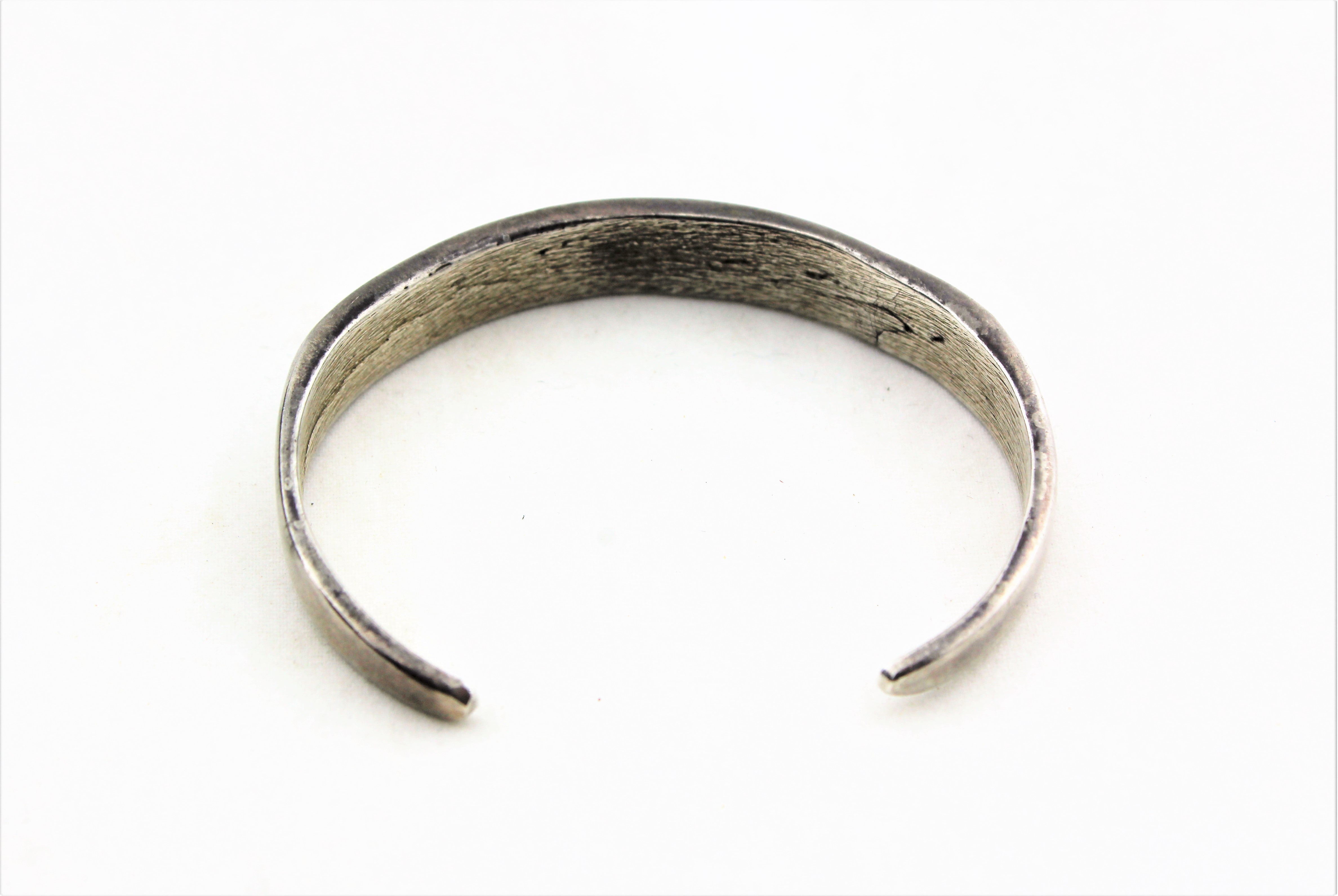 Vintage Native American Sterling Silver Bear Paw Bracelet