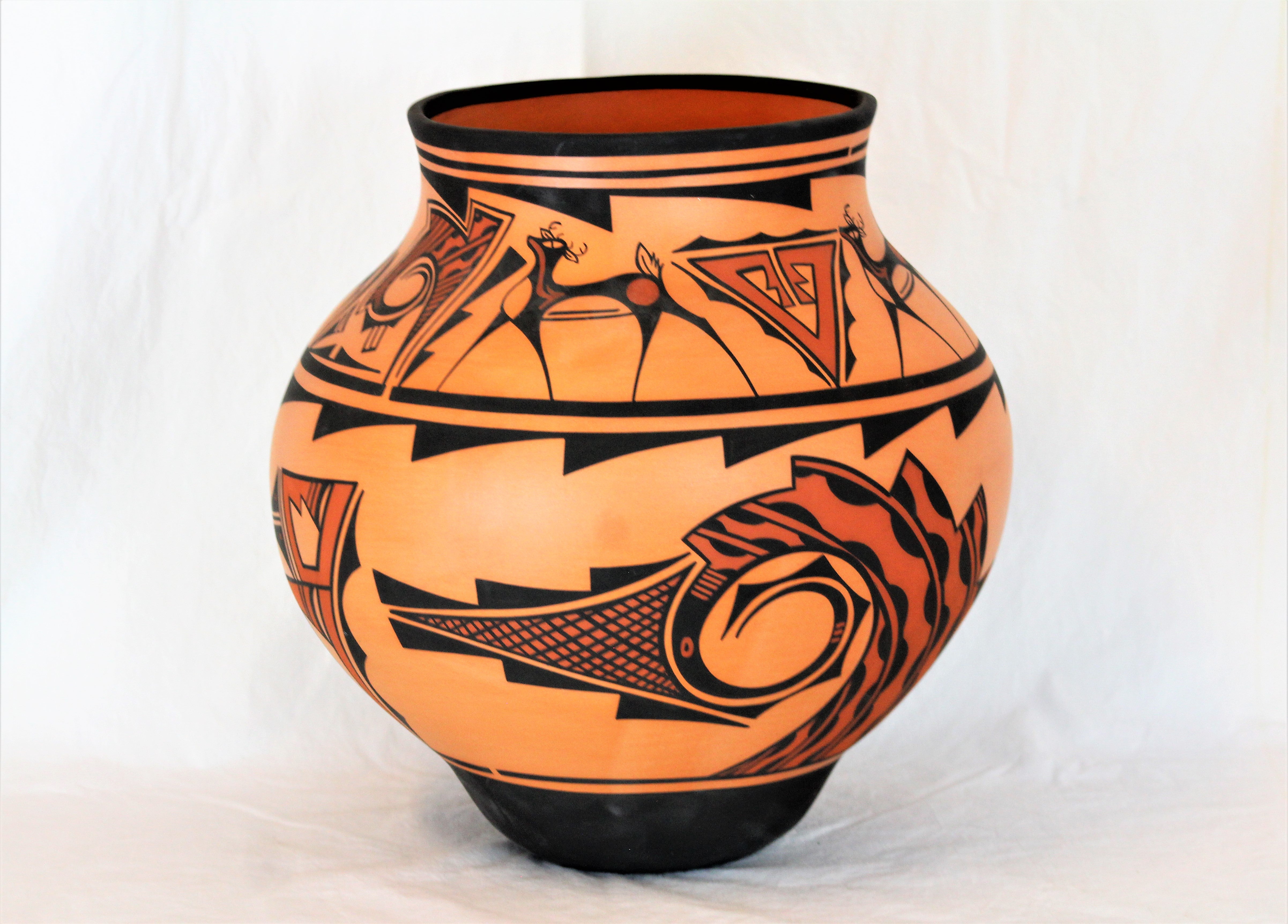 Gaylon Westika Zuni Olla Pottery Vessel