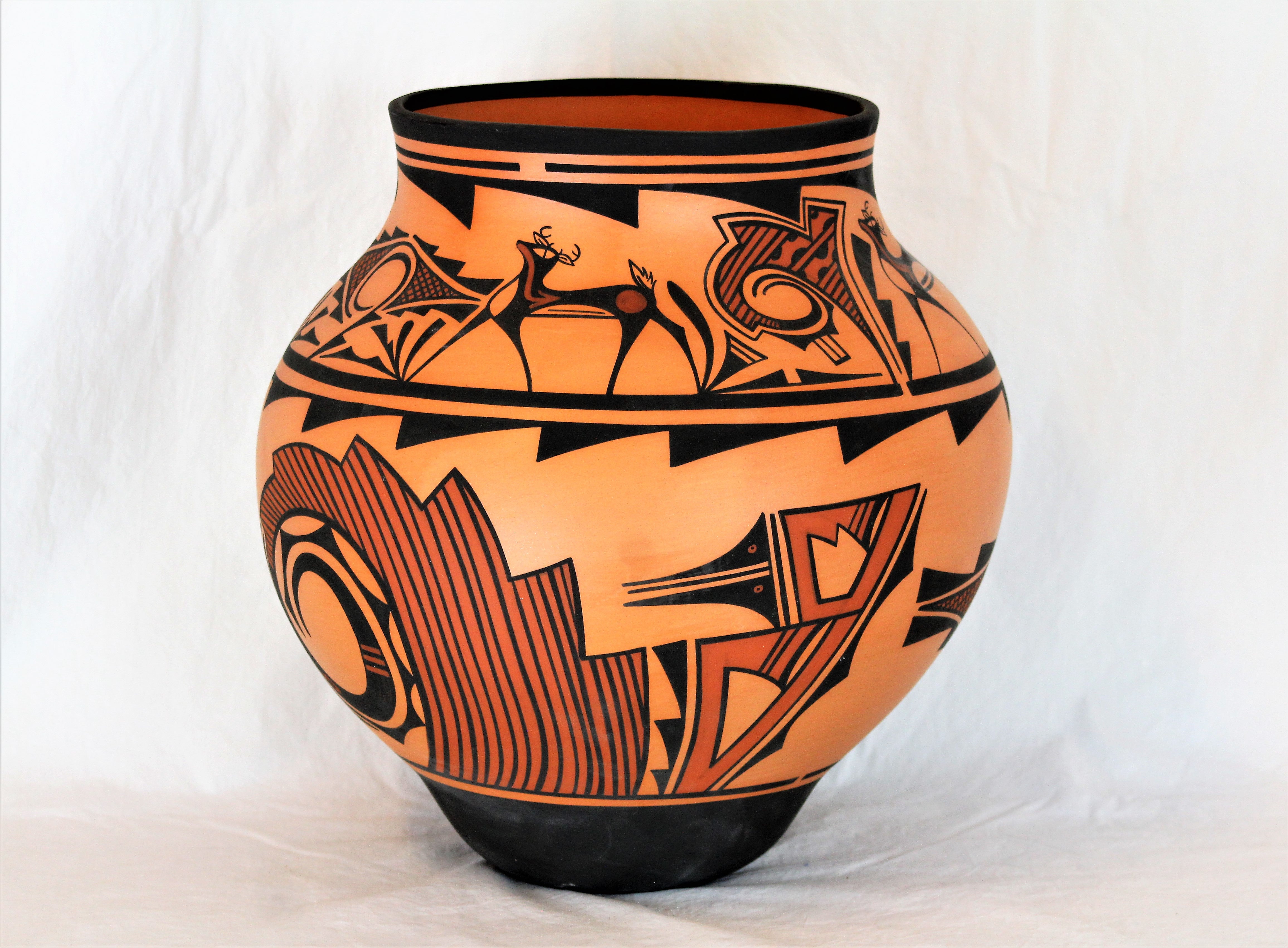 Gaylon Westika Zuni Olla Pottery Vessel