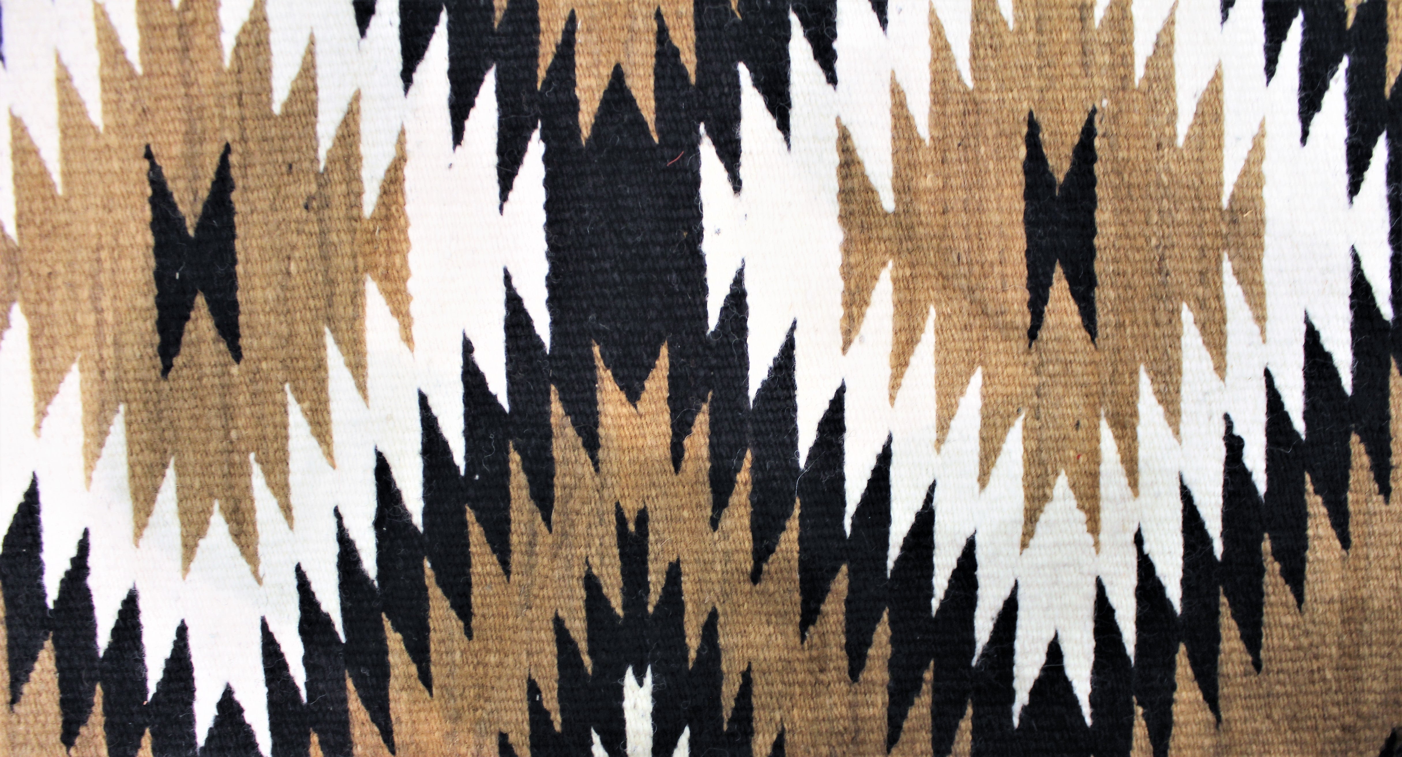 Double Sunrise Pattern Navajo Rug