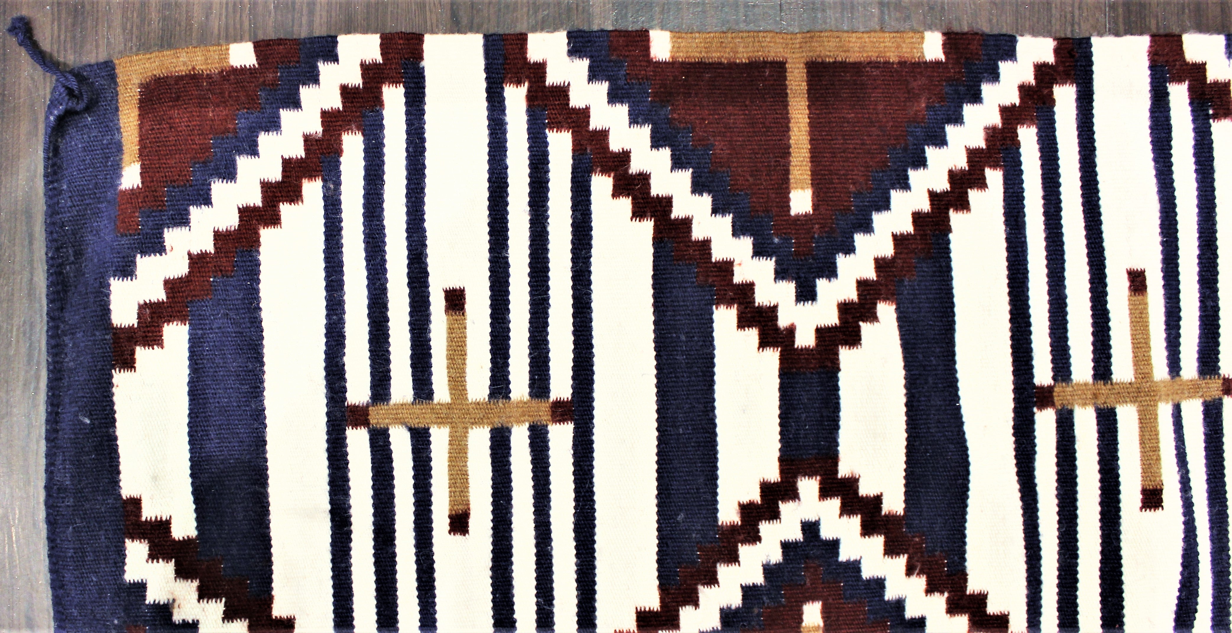 Third Phase Chiefs Pattern Navajo Rug
