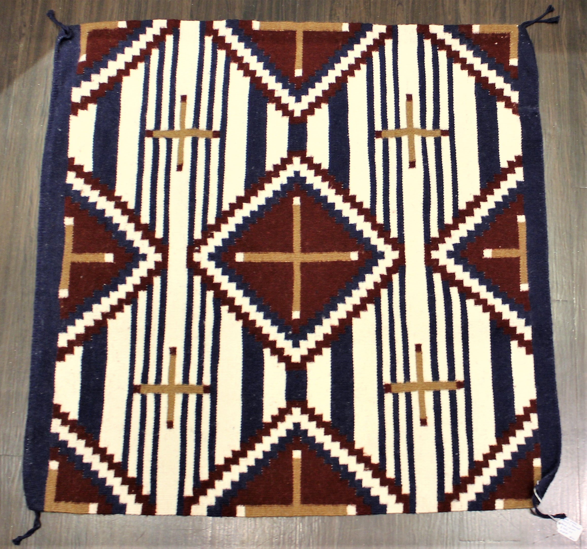 Third Phase Chiefs Pattern Navajo Rug