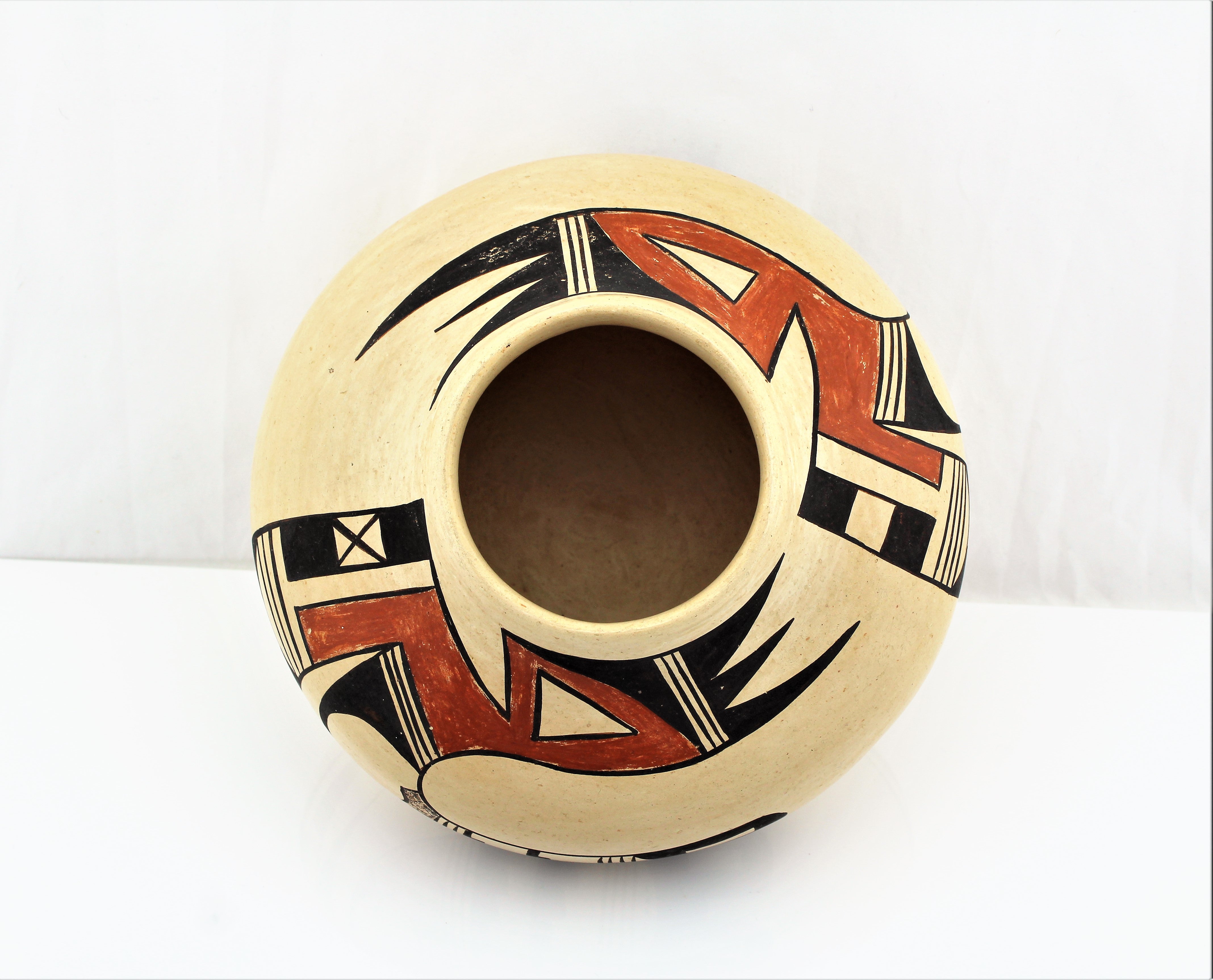 Evelyn Poolheco Hopi Tewa Pottery Bowl