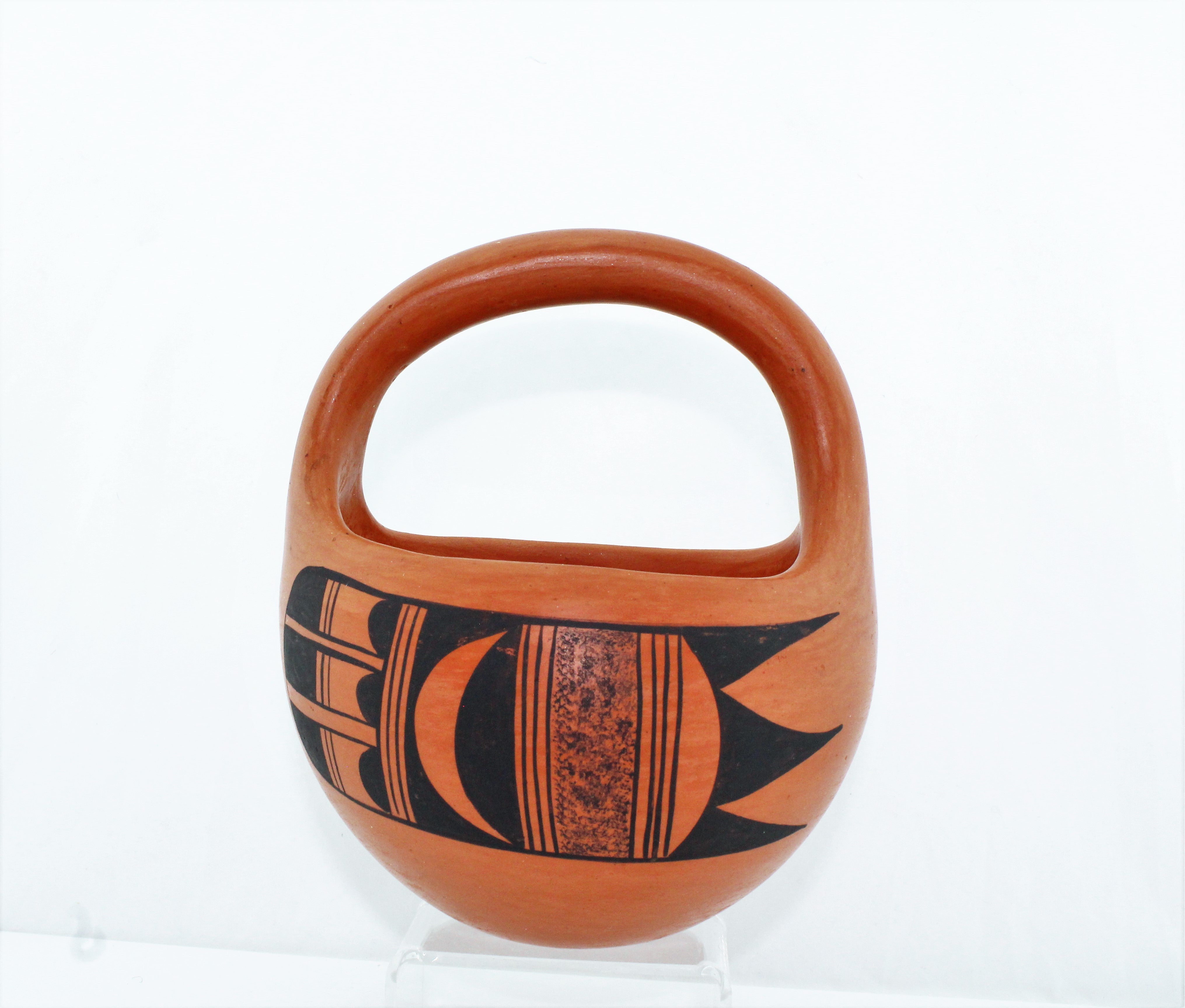 Evelyn Poolheco Hopi Tewa Pottery Basket