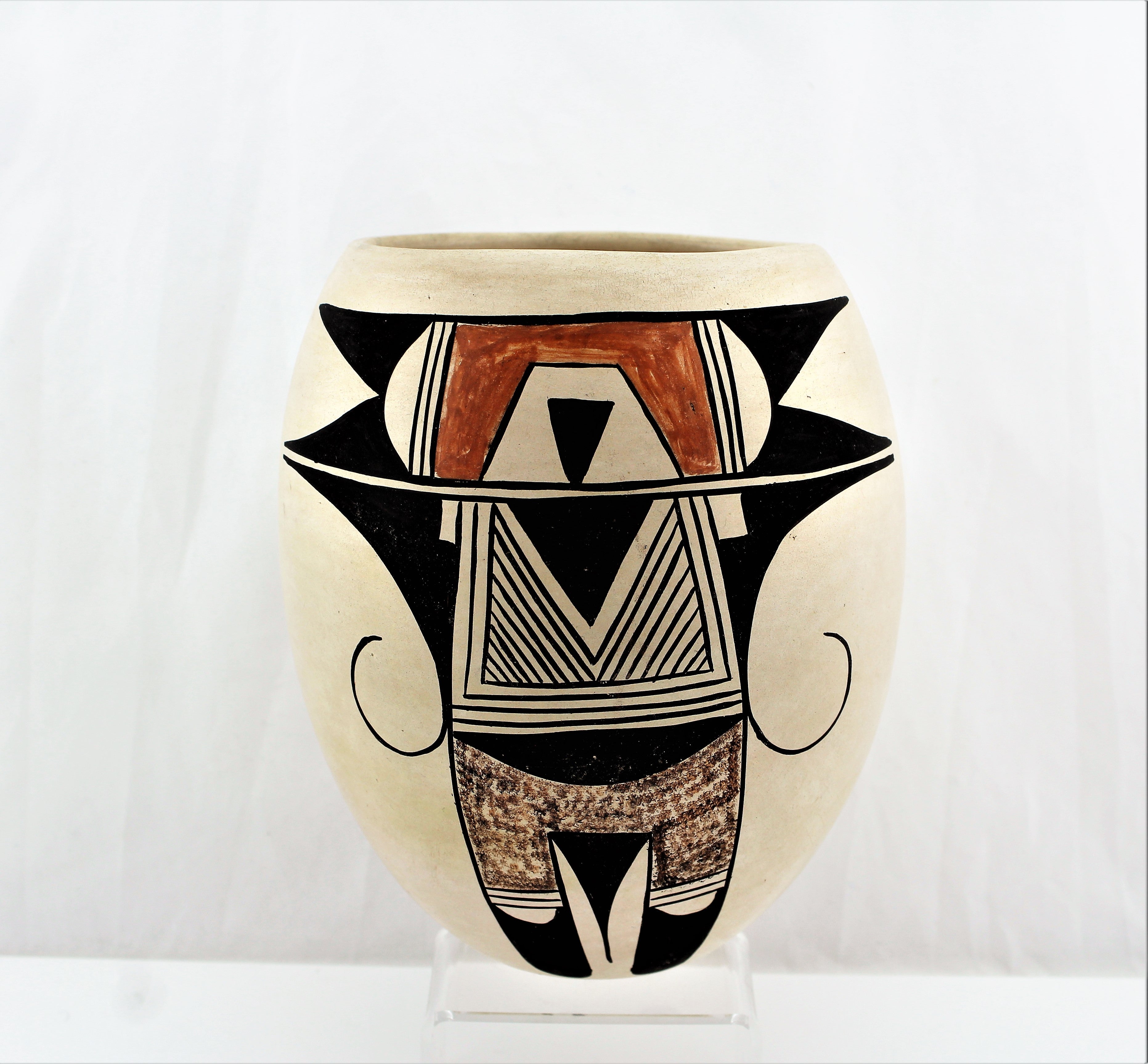 Evelyn Poolheco Hopi Tewa Pottery Bowl