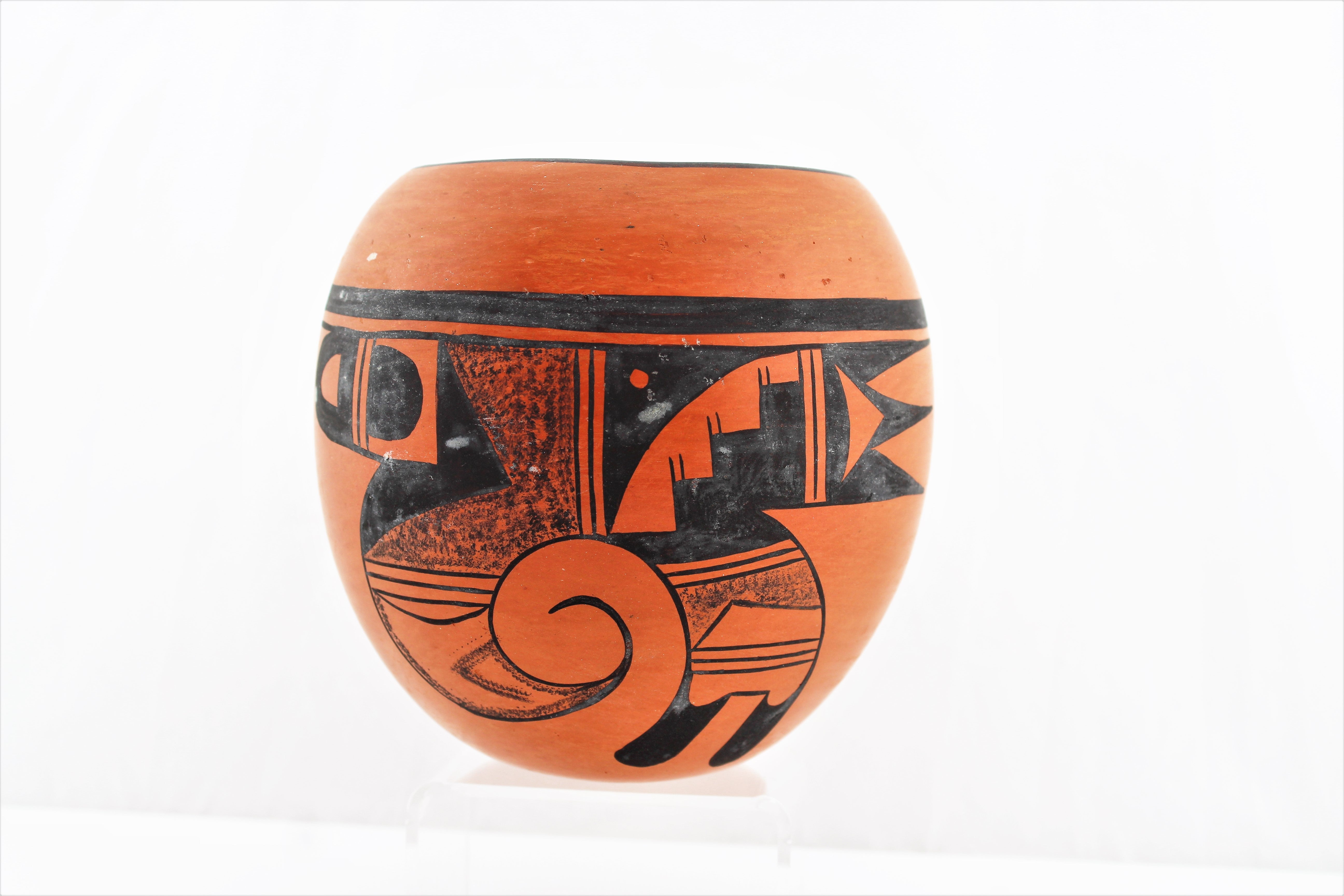 Evelyn Poolheco Hopi Tewa Pottery Bowl