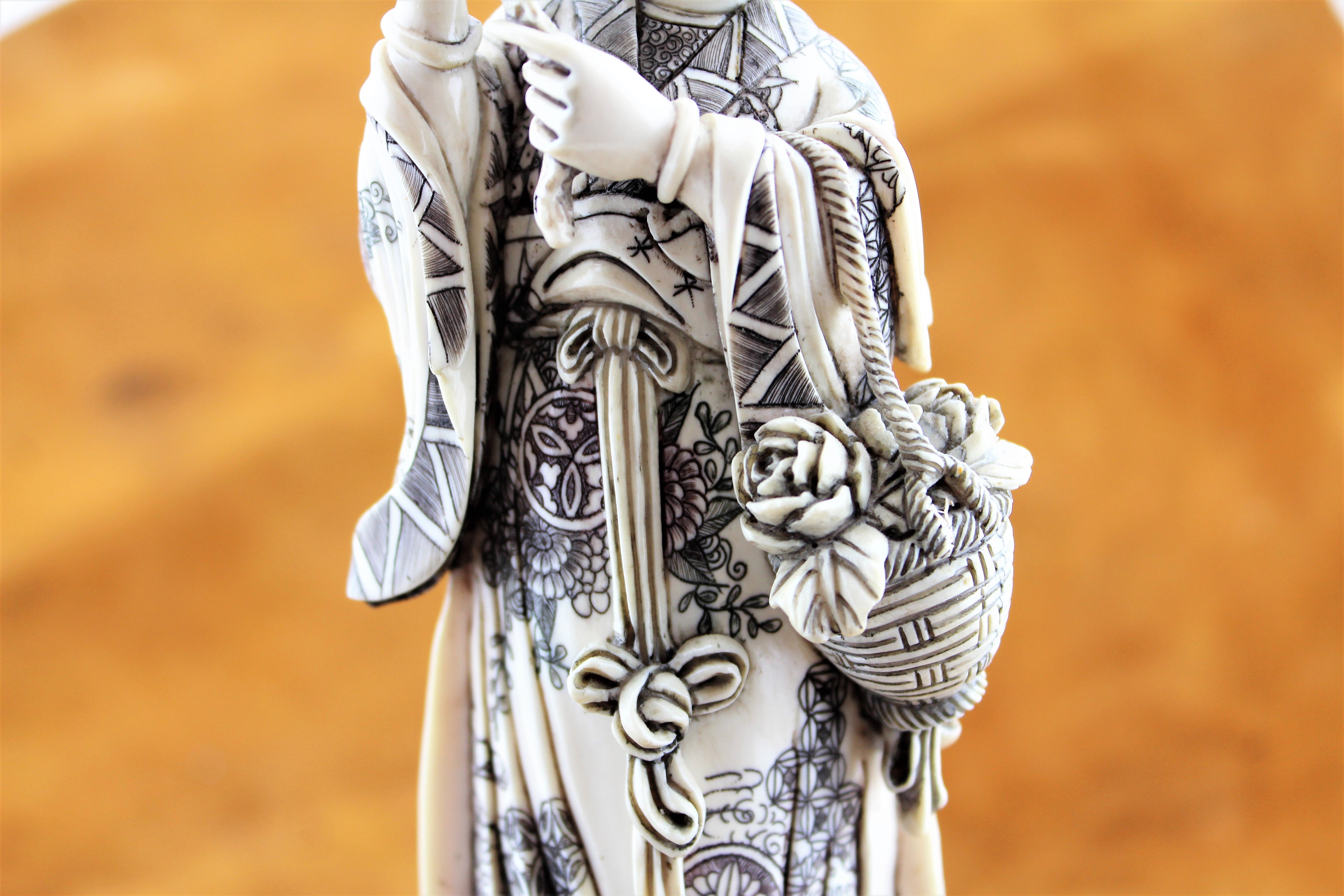 Chinese Bone Carved Court Lady