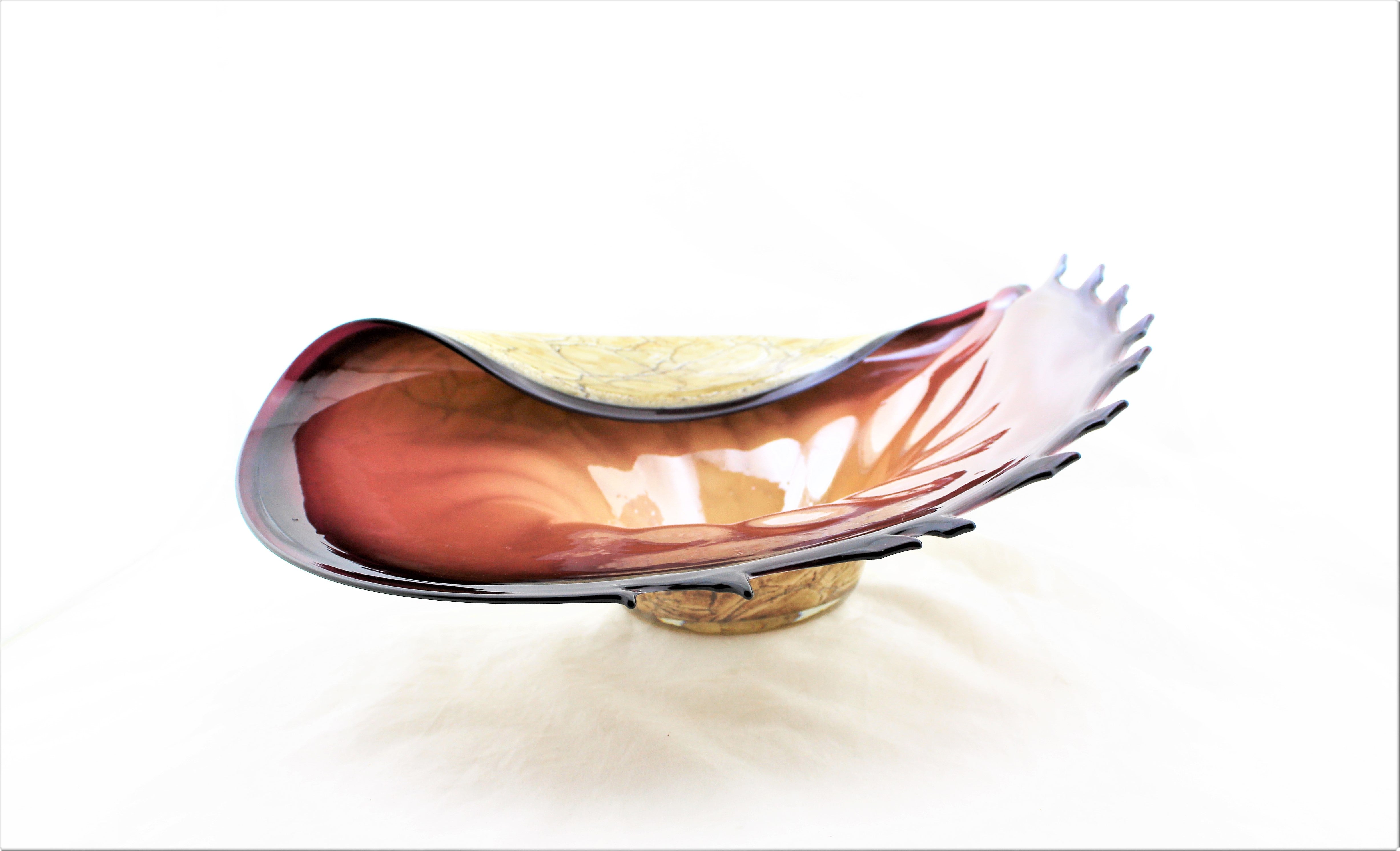 Art Glass Sea Shell Console Bowl