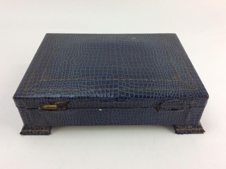 Vintage Musical Manicure Box Set